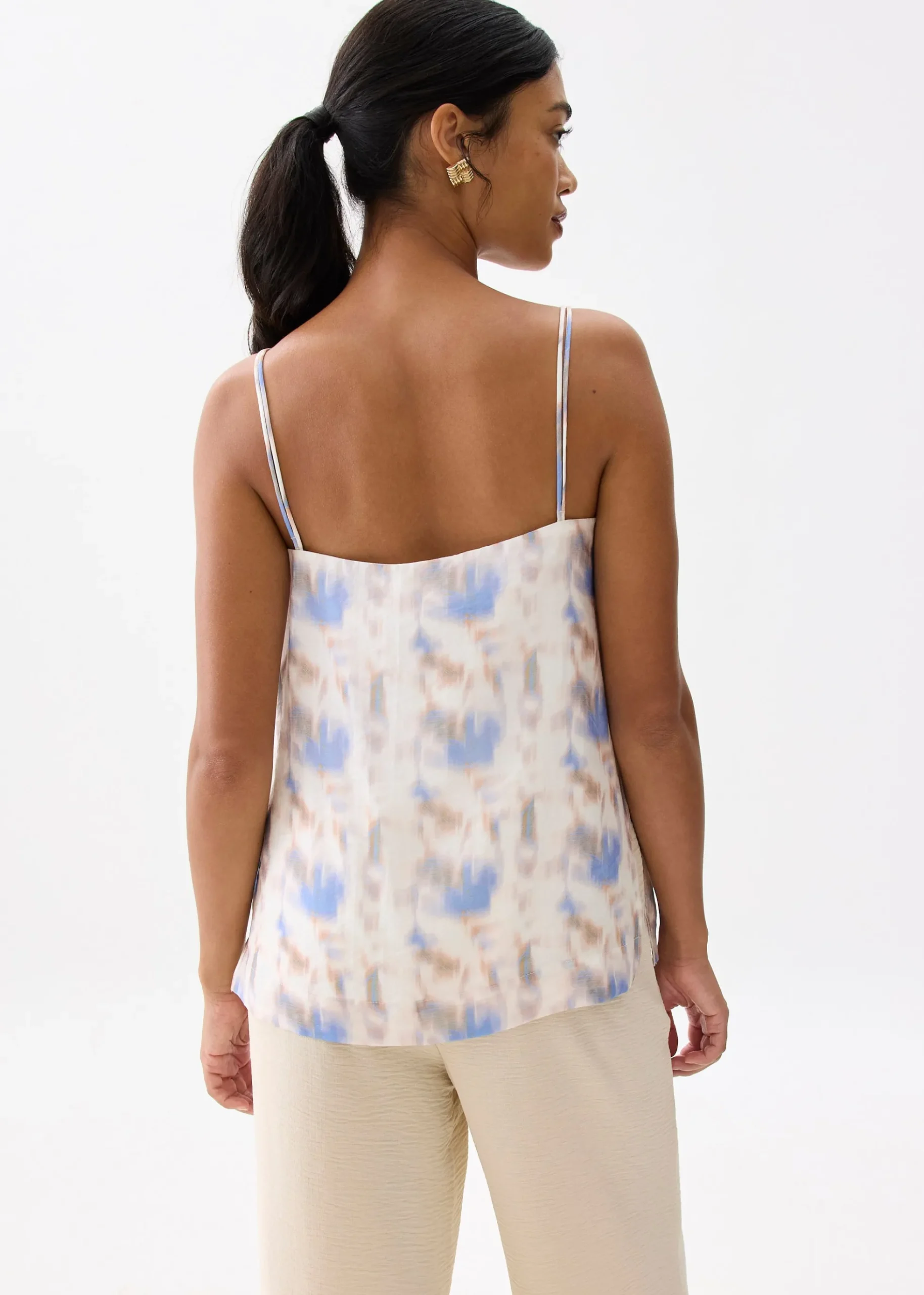Abstract Relaxed Straight Neck Camisole Top