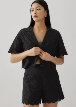 Alodia Broderie Crop Shirt