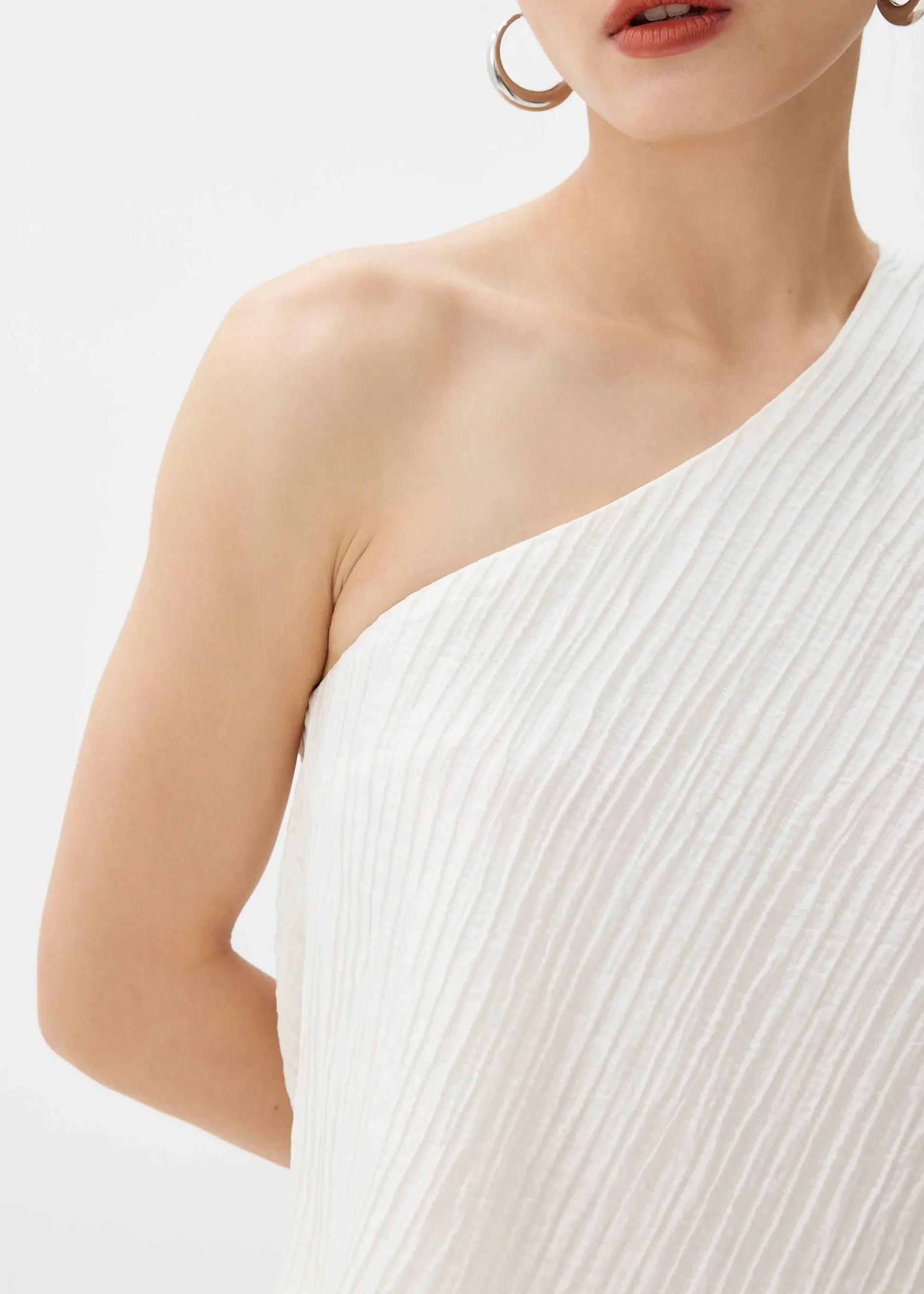 Asymmetric Trapeze Toga Top