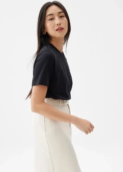 Avery Round Neck Tee