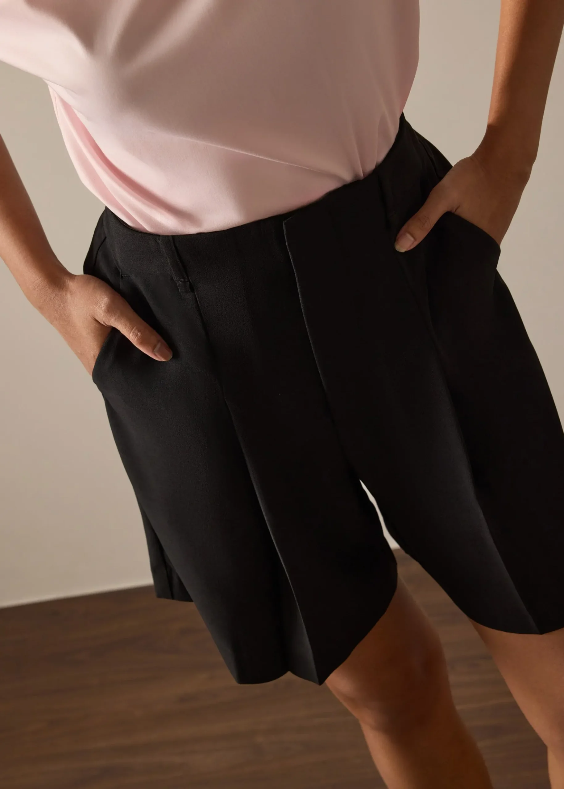 Bea Elastic Melange Pleated High Waist Shorts