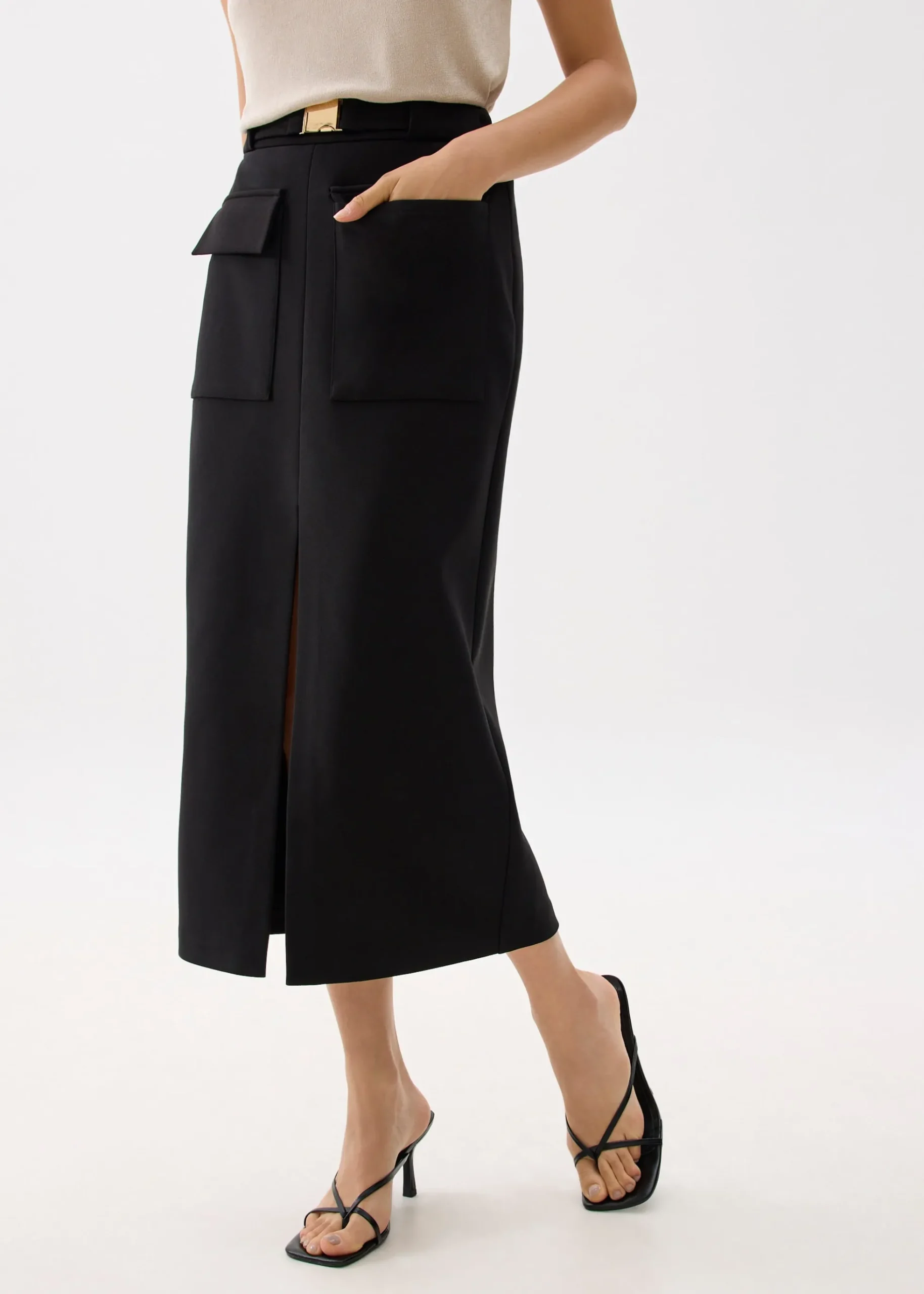 Belted Column Buckle Skirt