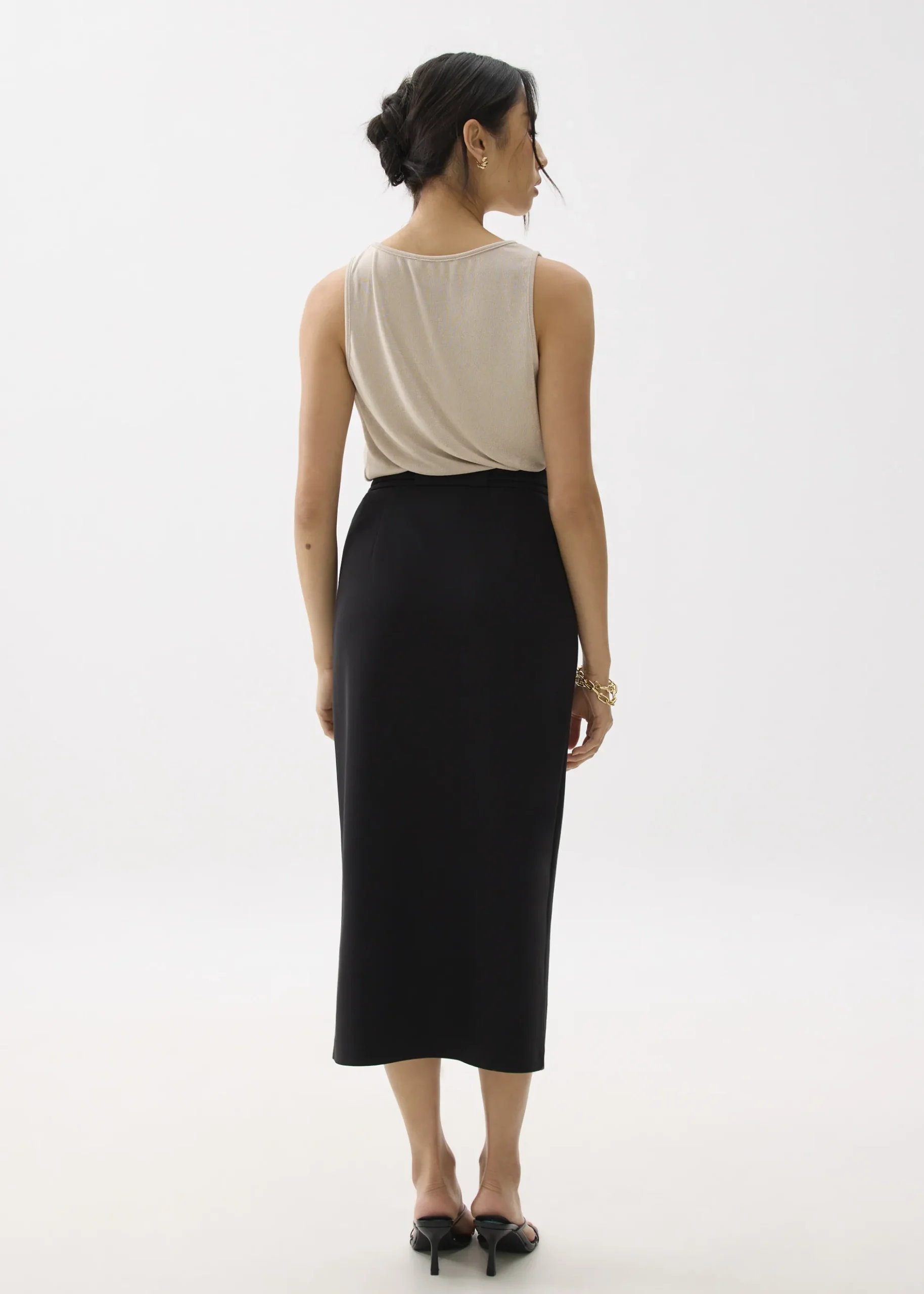 Belted Column Buckle Skirt