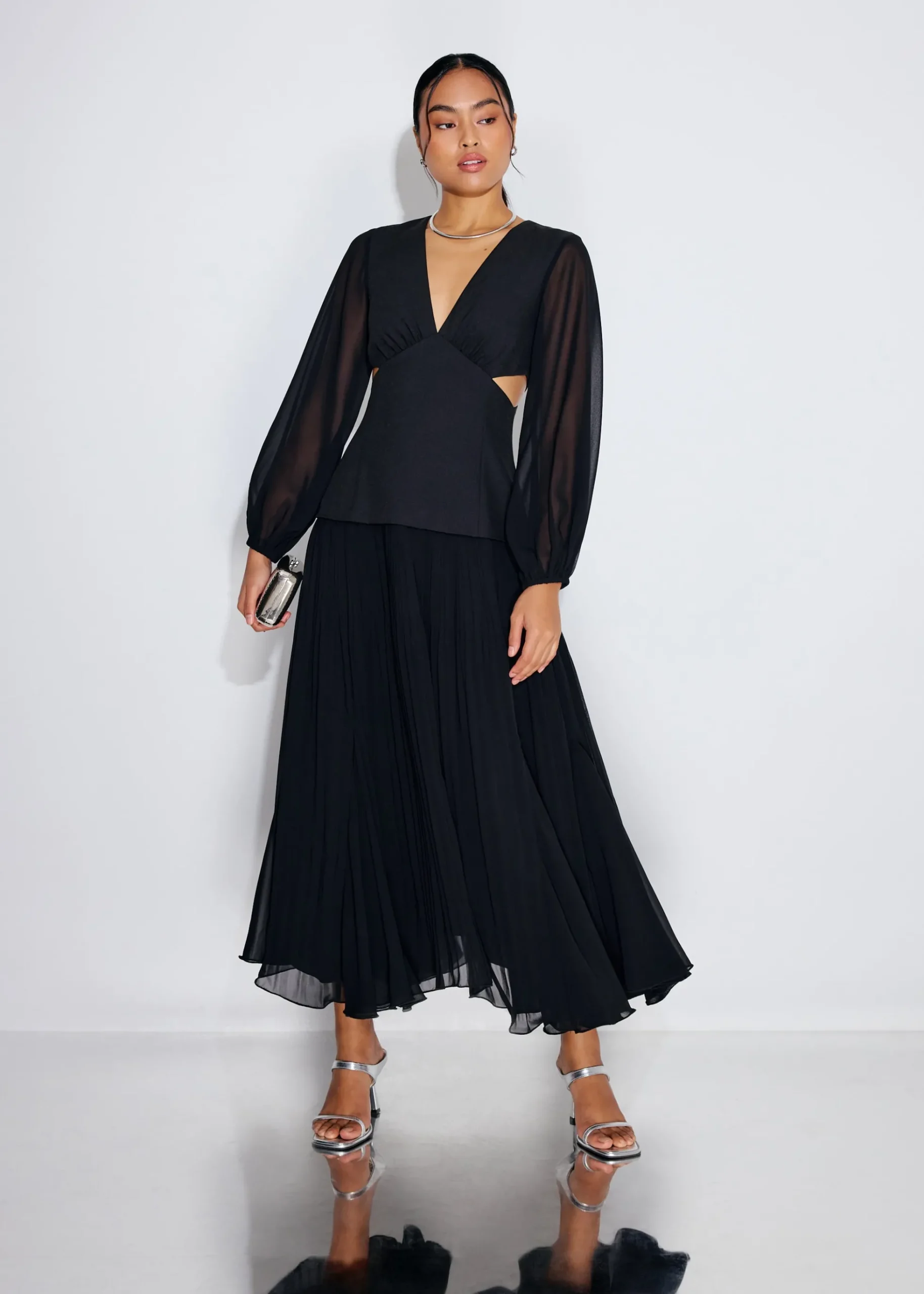 BraFree by LB Cut Out Georgette V-neck Puff Sleeve Fit & Flare Maxi Dress