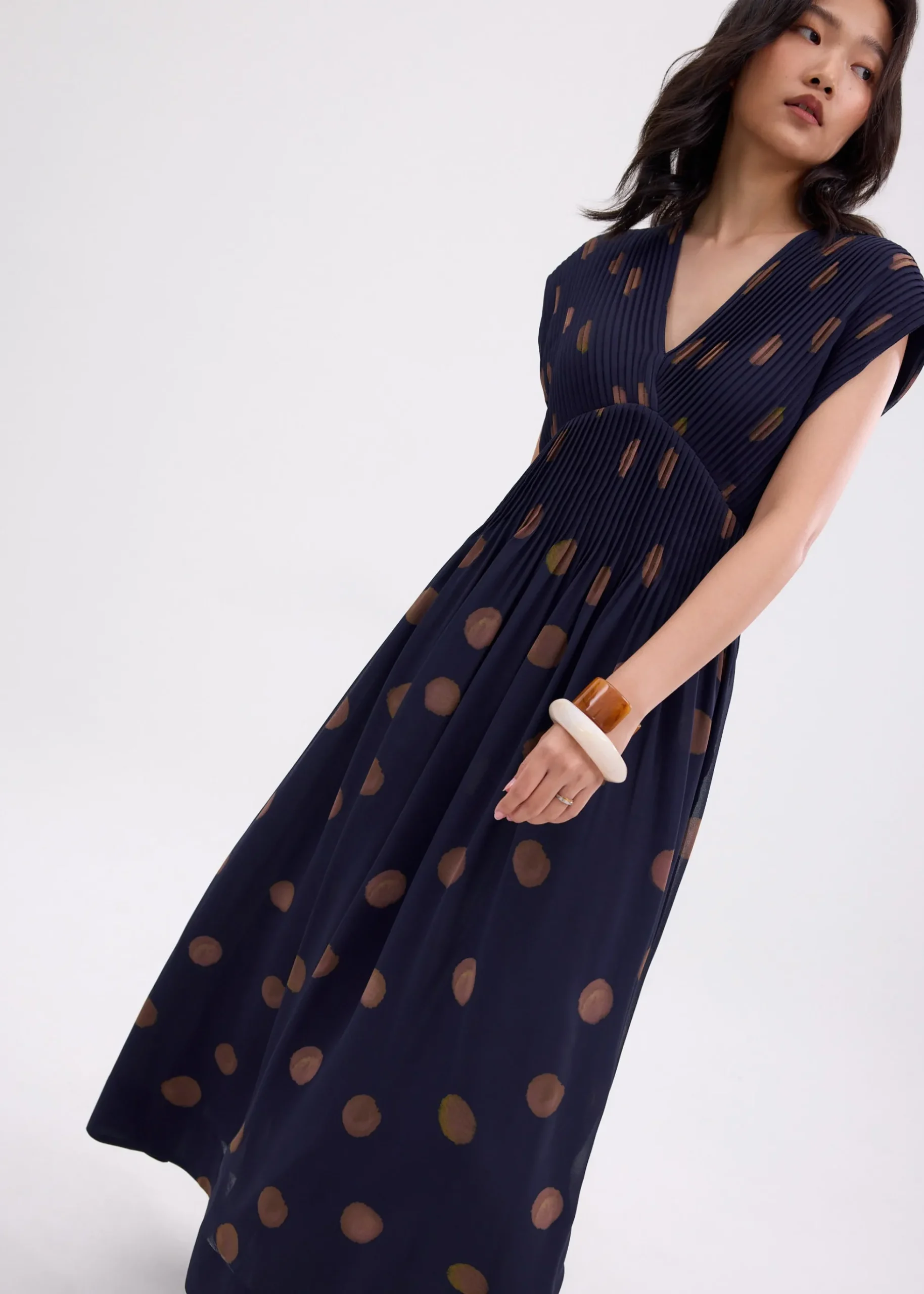 BraFree by LB Plisse V-neck Fit & Flare Maxi Dress in Brushed Dots