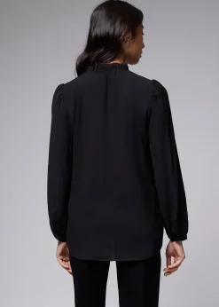 Broderie Ruffle Collar Blouse