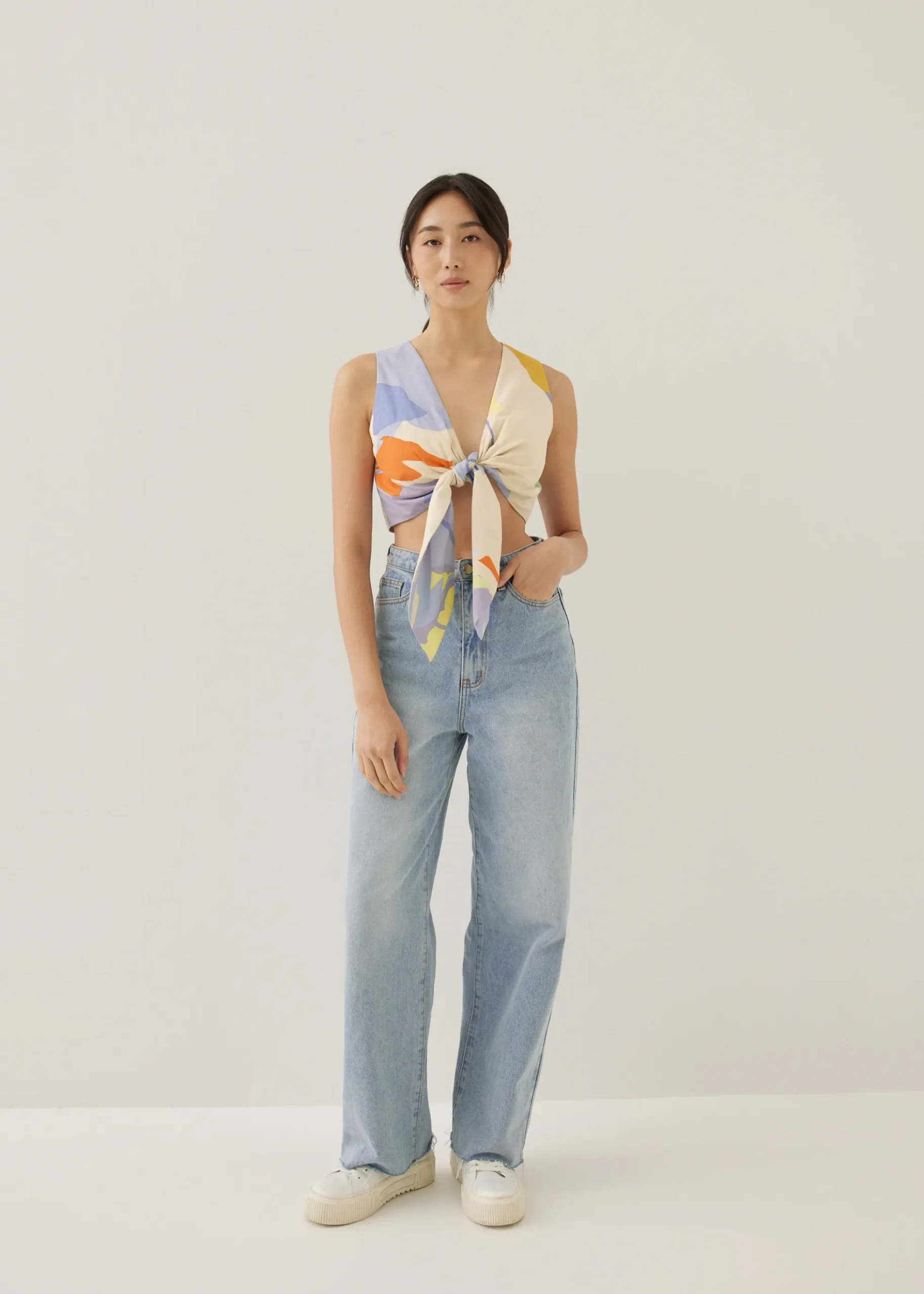 Carson Padded Cotton Crop Top in Tropical Mirage