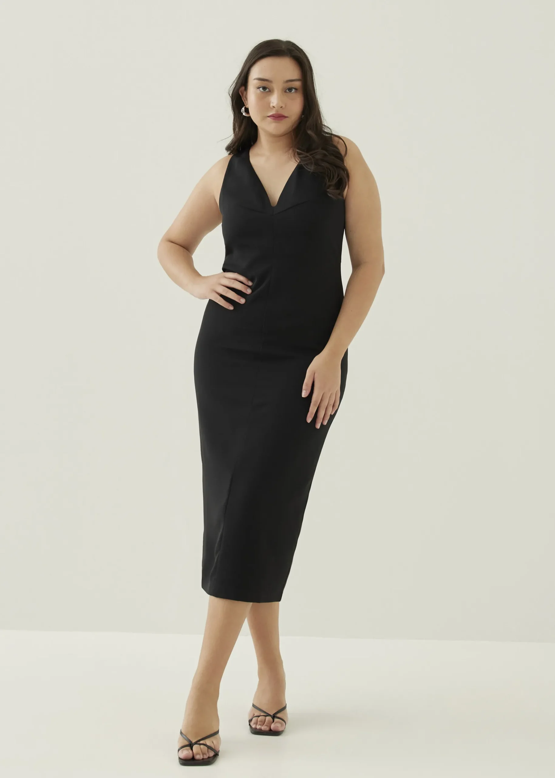 Cera Classic Column Midi Dress