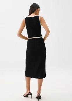 Contrast Knit V-neck Fitted Midi Dress