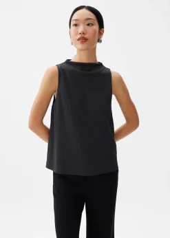 Crinked Mock Neck Top