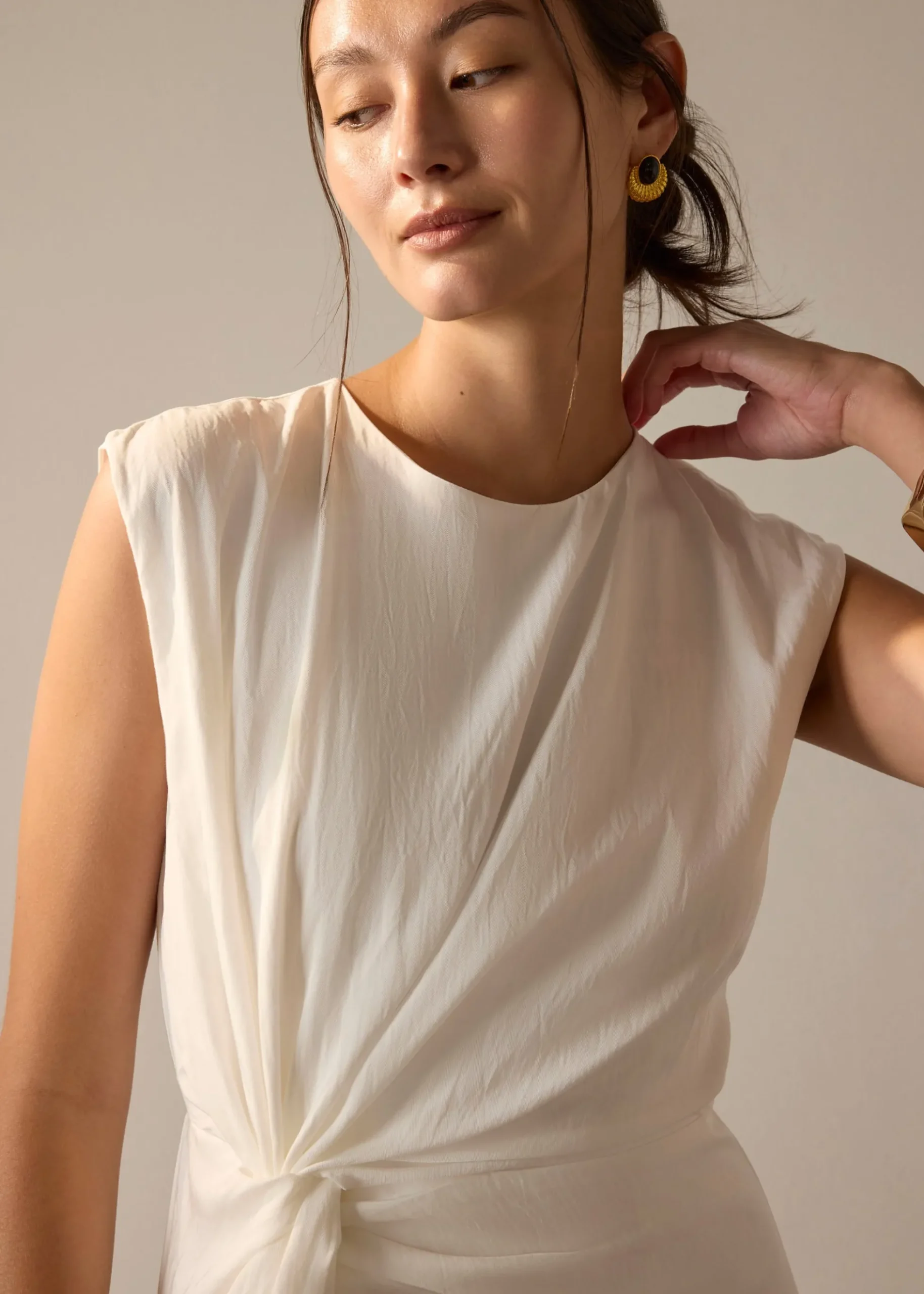 Crinkled Twist Knot Midaxi Dress