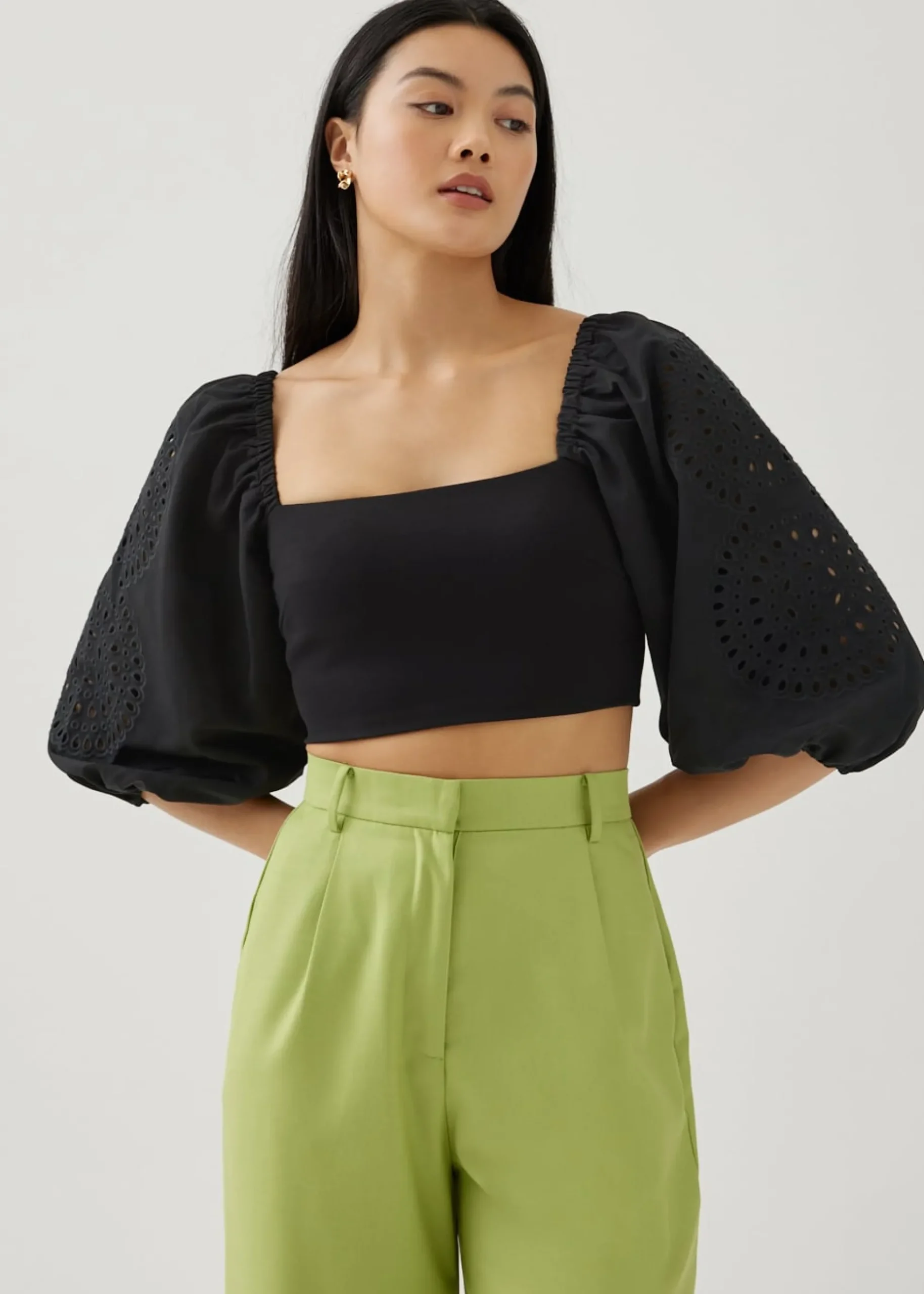 Criz Contrast Puff Sleeve Top