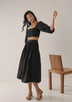 Criz Contrast Puff Sleeve Top