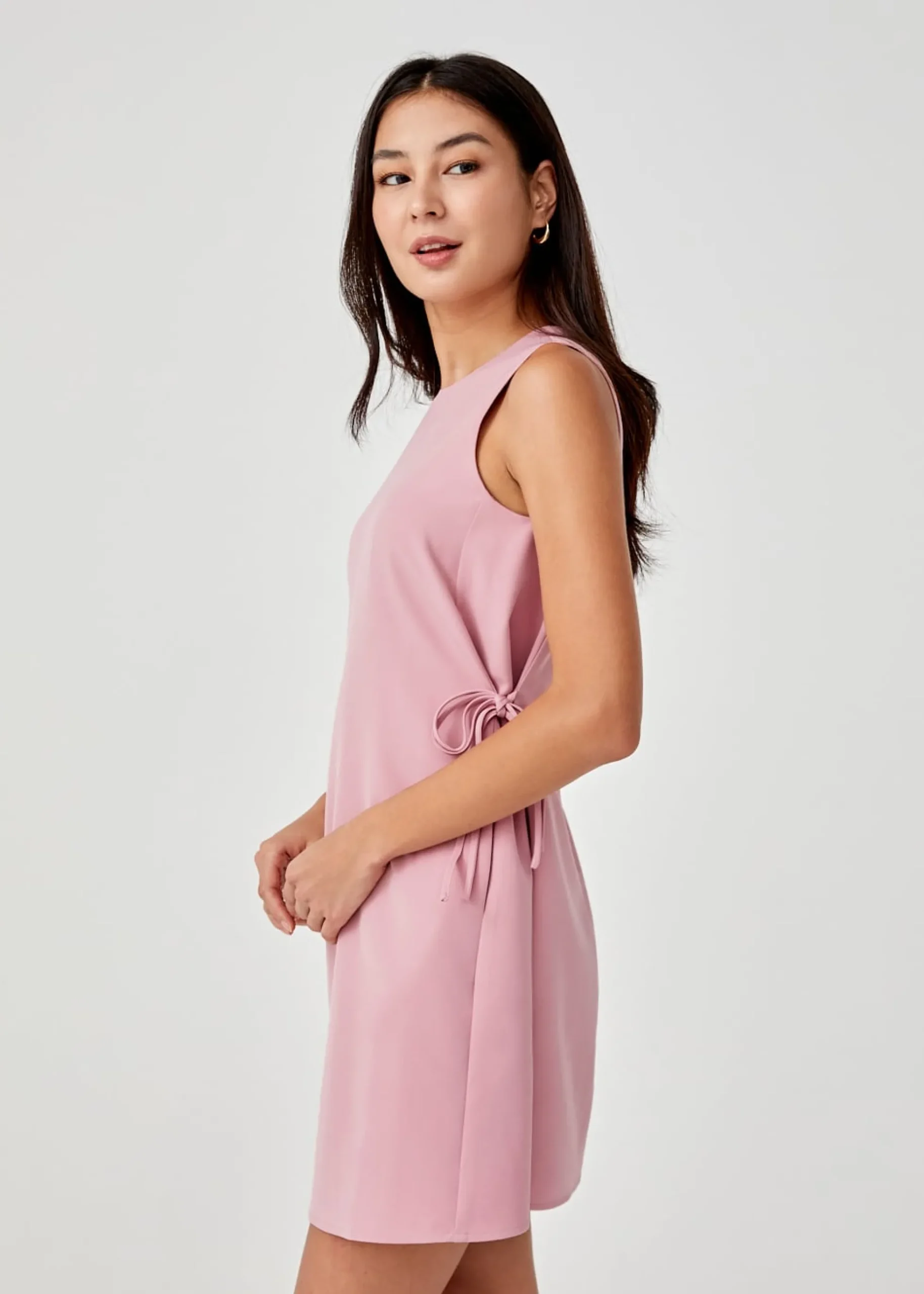 Della Maternity Side Tie Shift Dress