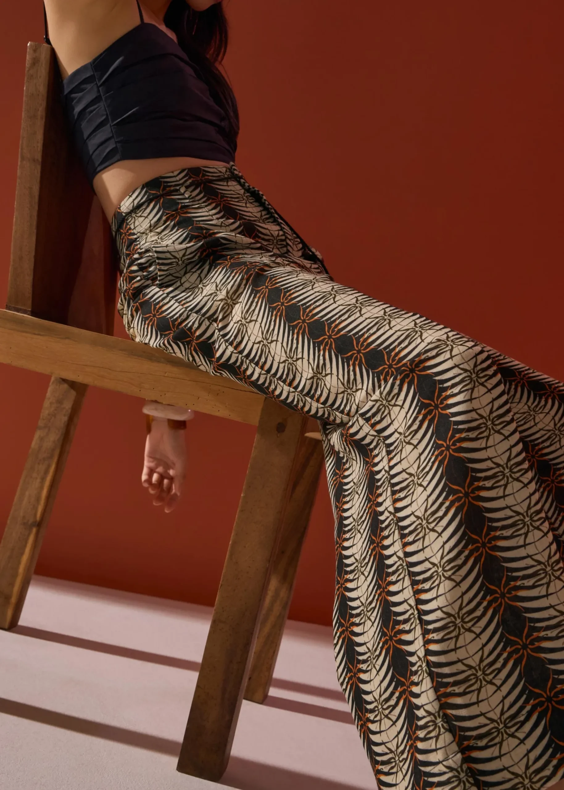 Detachable Sash Straight Leg Ankle Length Pants in Oasis Flow