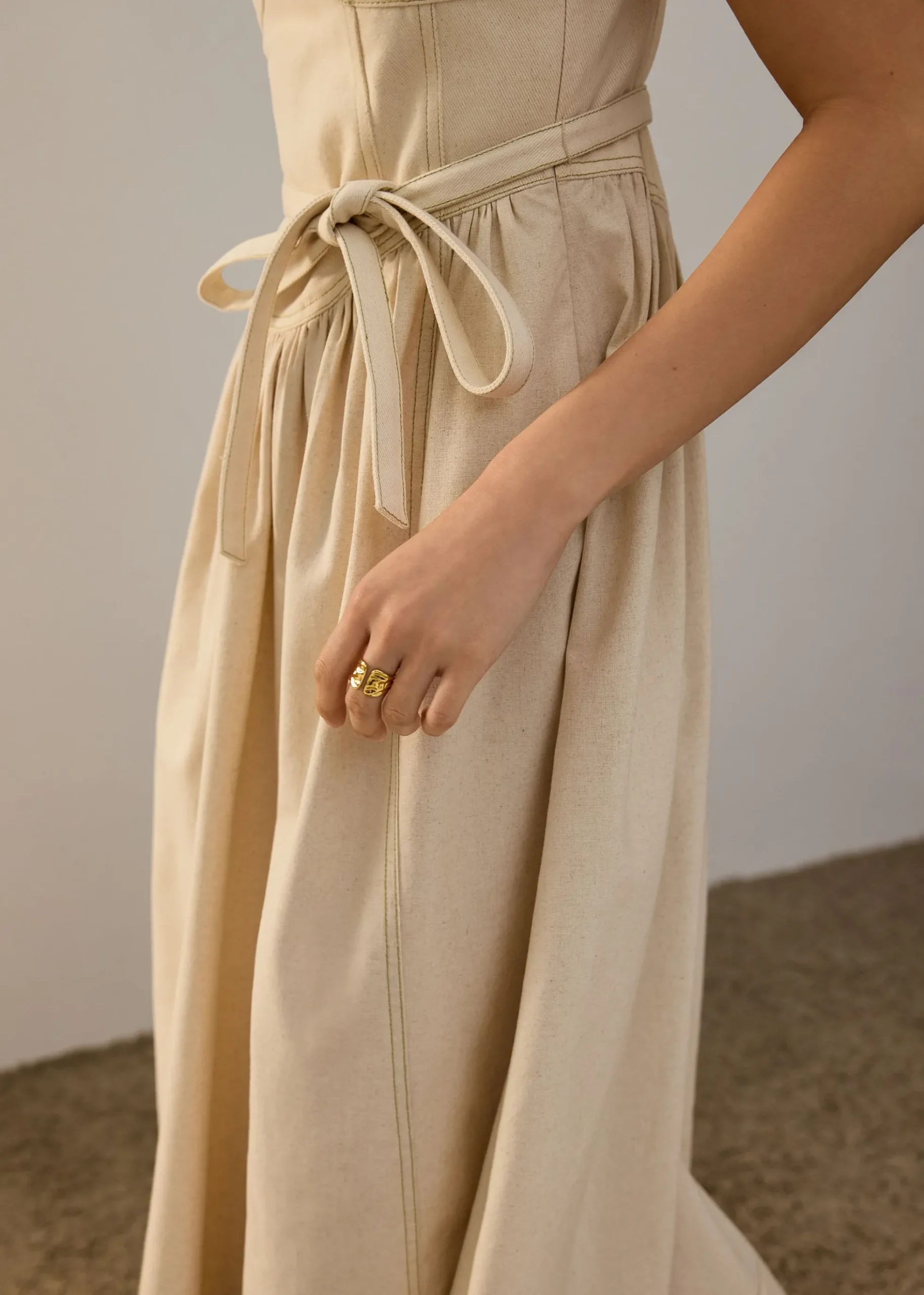 Detachable Sash Sweetheart Fit & Flare Midi Dress