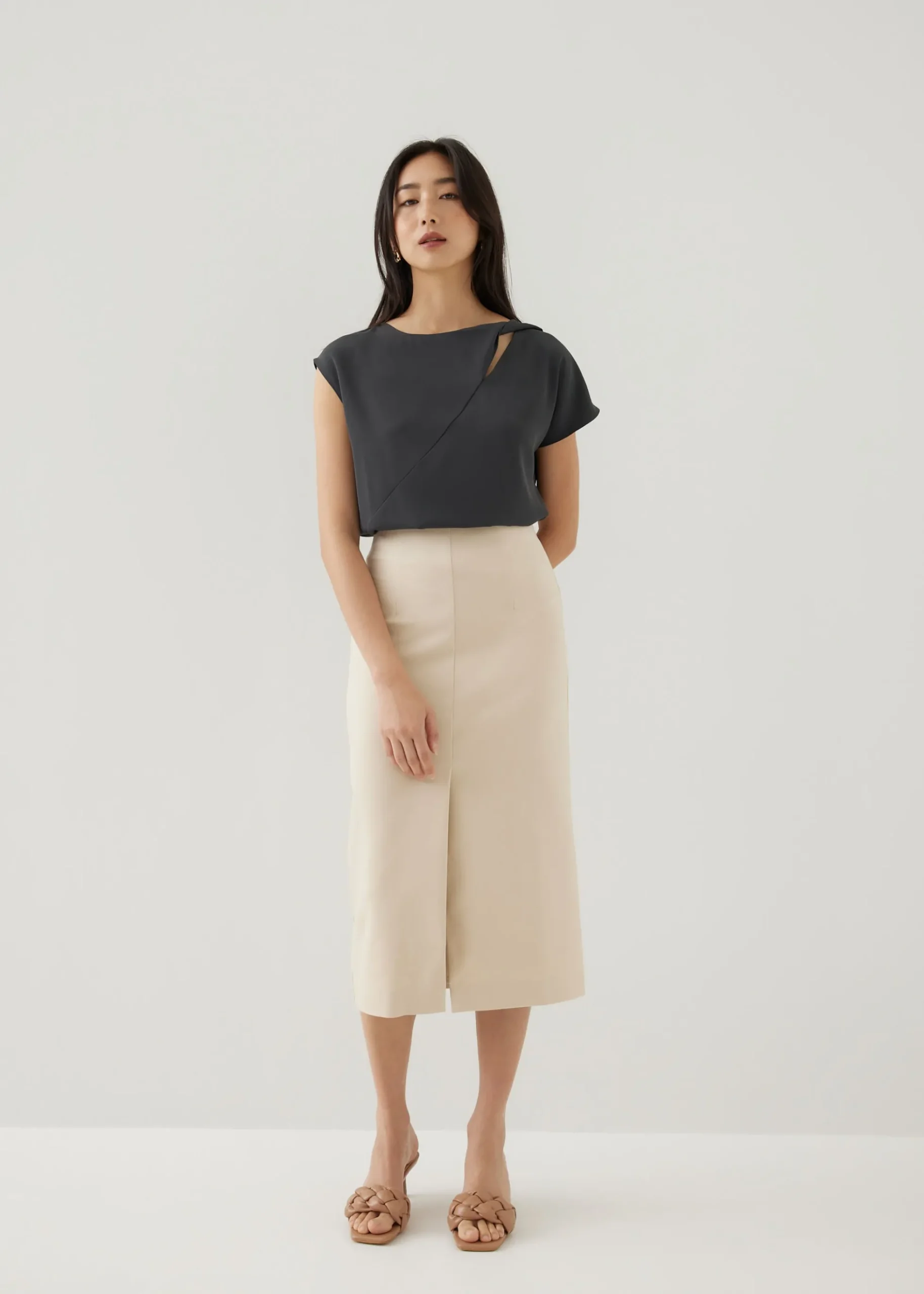 Doxie Asymmetric Shell Top