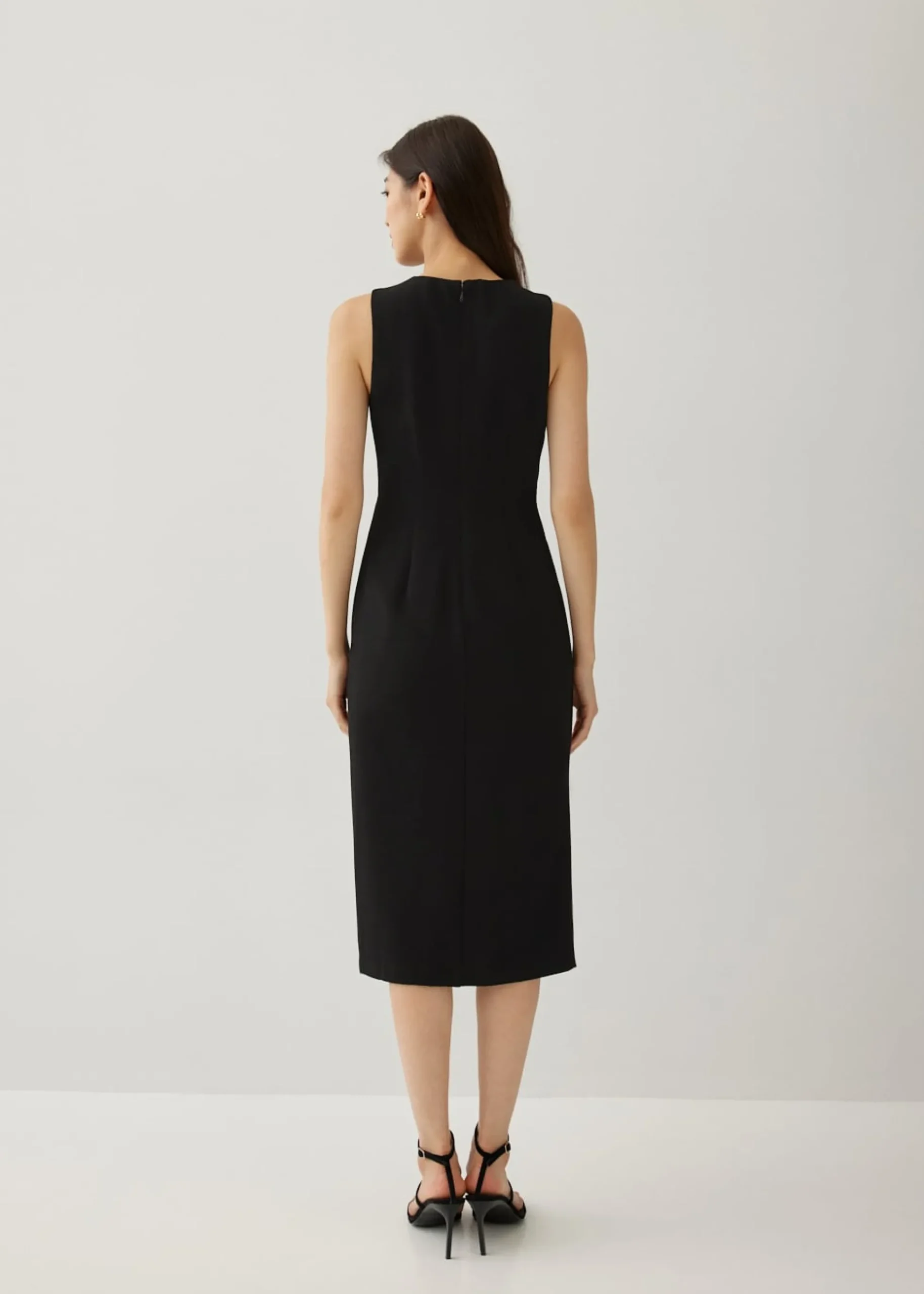 Eartha Textured Side Twist Dress