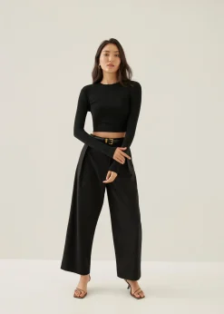 Edita Fitted Crop Sleeve Top