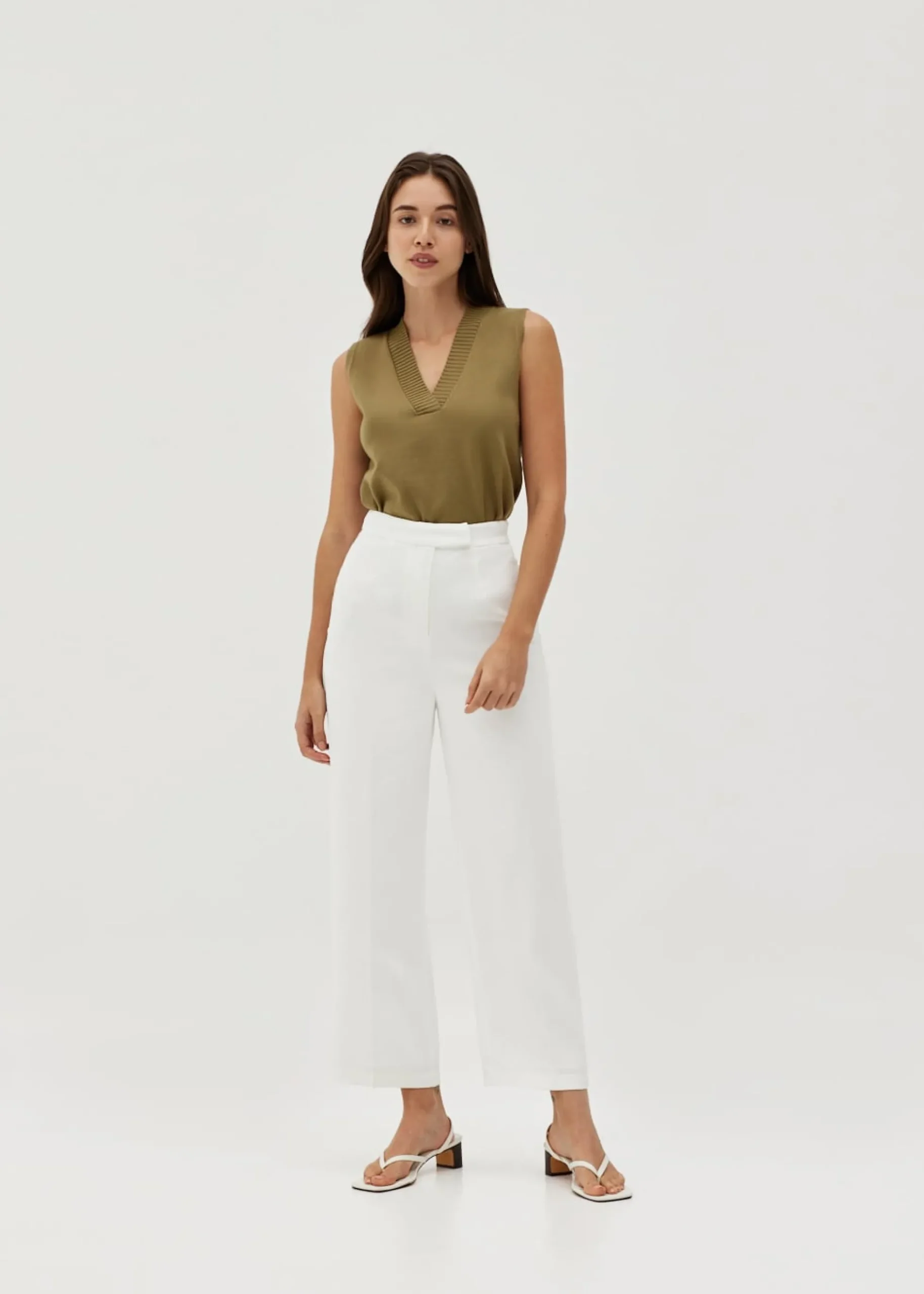 Ellena V-neck Knit Top