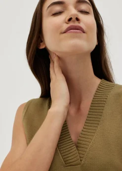 Ellena V-neck Knit Top