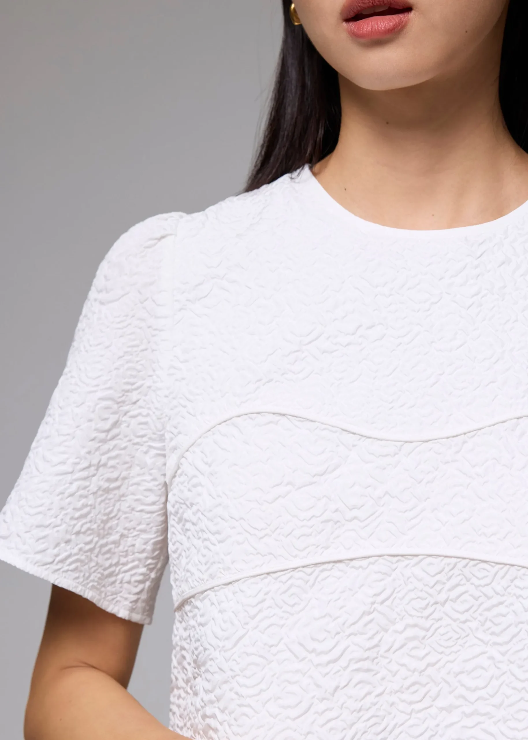 Embossed Jacquard Shell Top