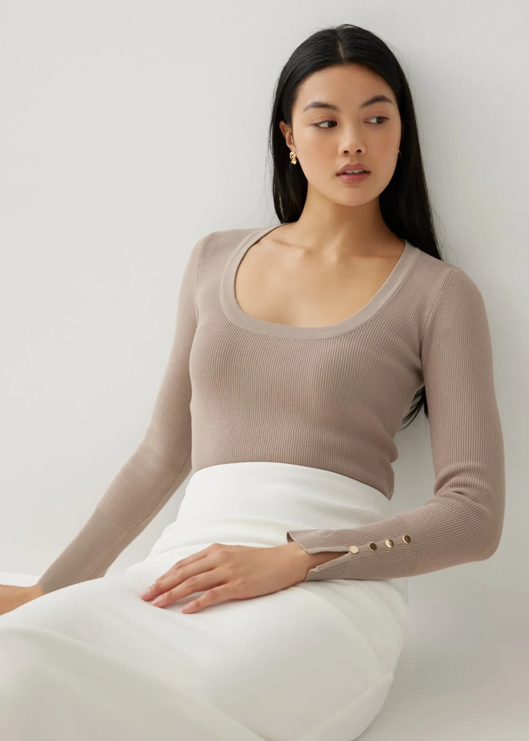 Evia Scoop Neck Knit Top