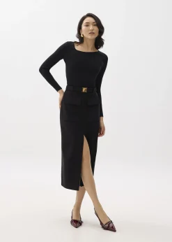 Fitted Asymmetric Knit Top