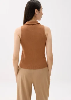 Fitted Collared Knit Top