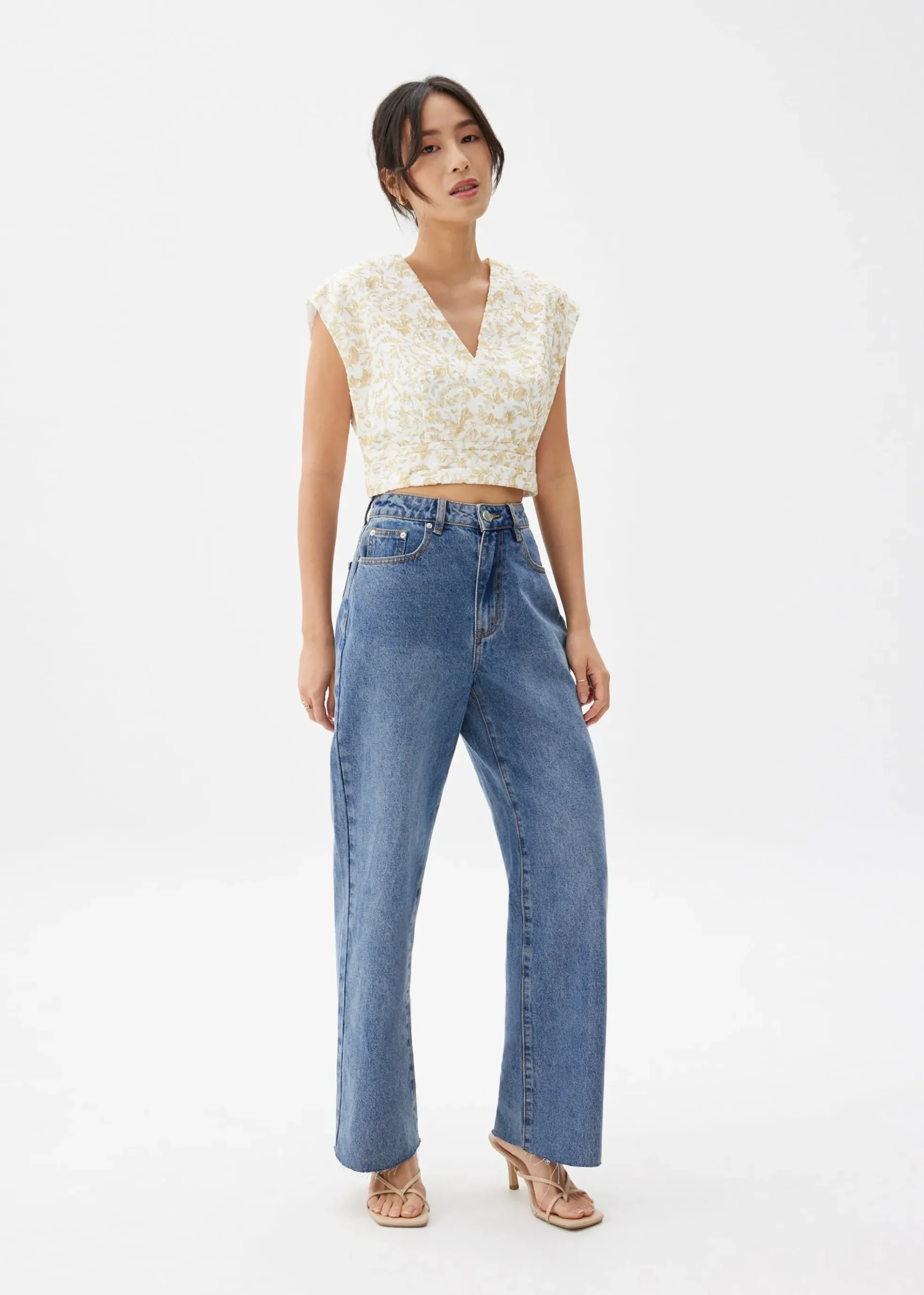 Floral Broderie V-neck Crop Top
