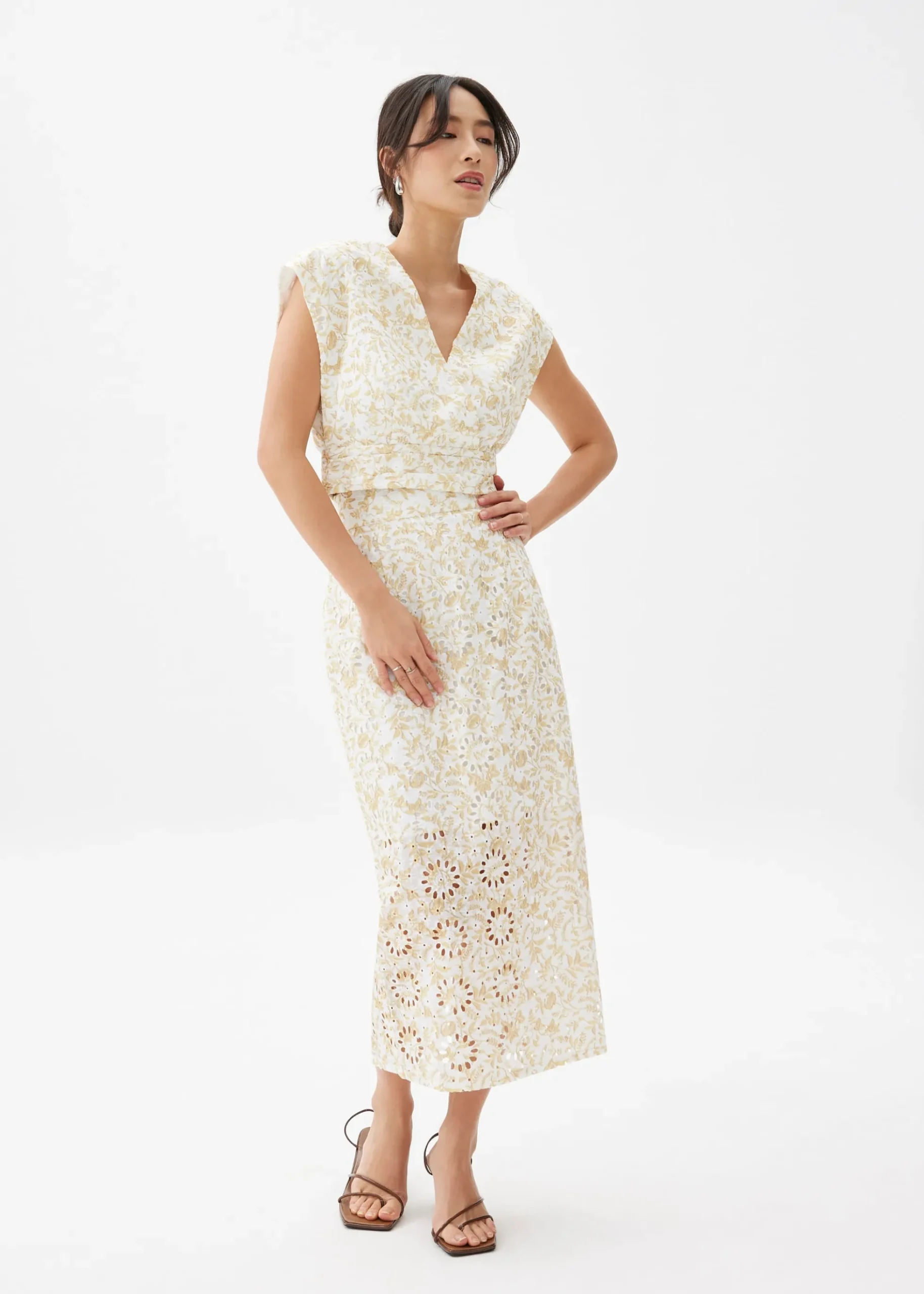 Floral Broderie V-neck Crop Top