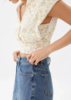 Floral Broderie V-neck Crop Top