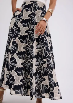 High Waist Flare Maxi Skirt in Midnight Blooms Broderie