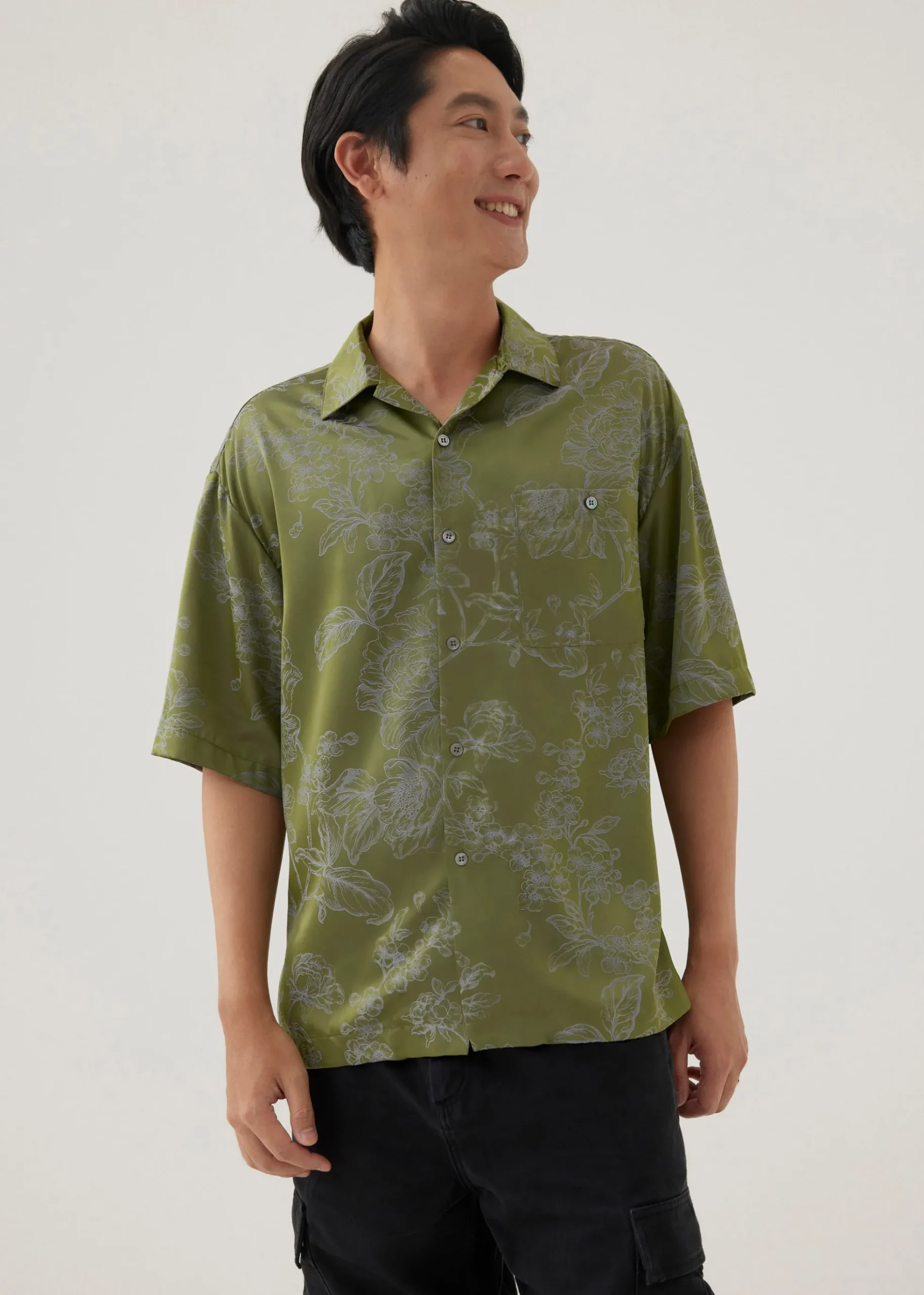 Jaxon Unisex Satin Collared Shirt in Opulent Florals