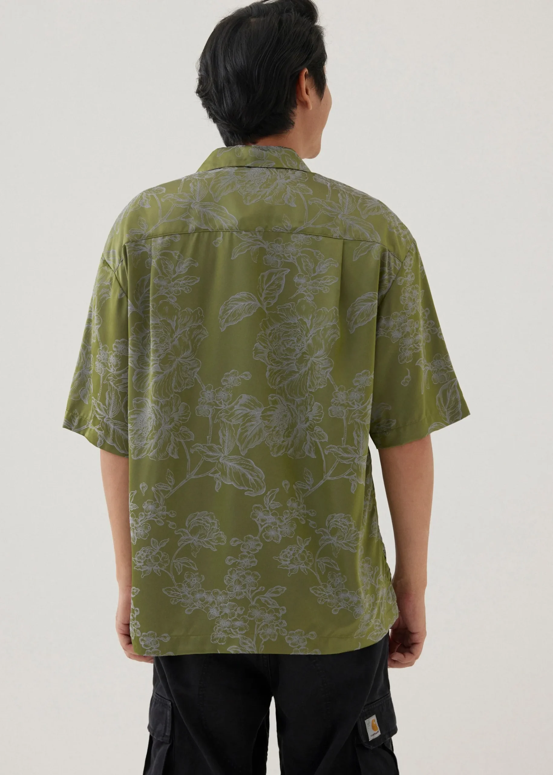 Jaxon Unisex Satin Collared Shirt in Opulent Florals