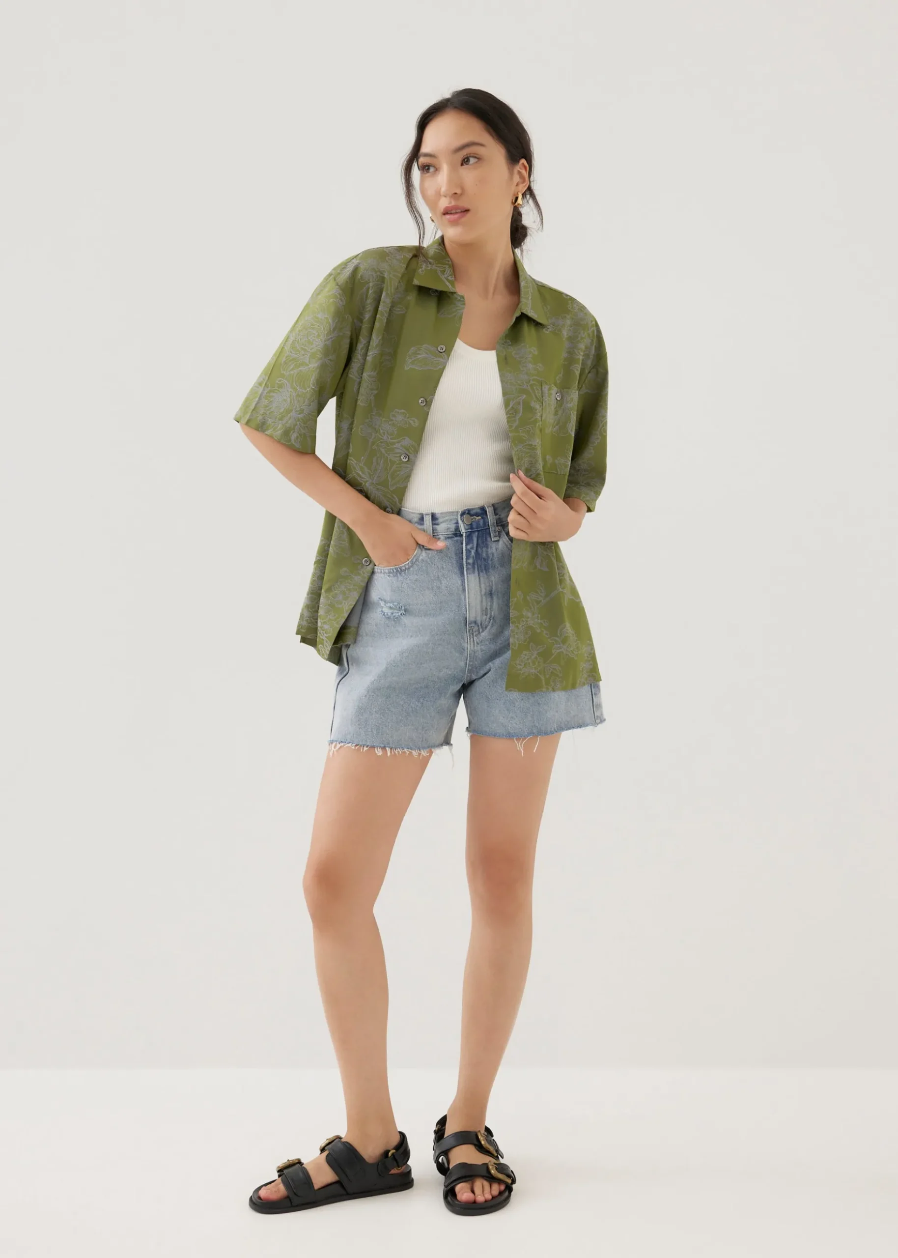 Jaxon Unisex Satin Collared Shirt in Opulent Florals
