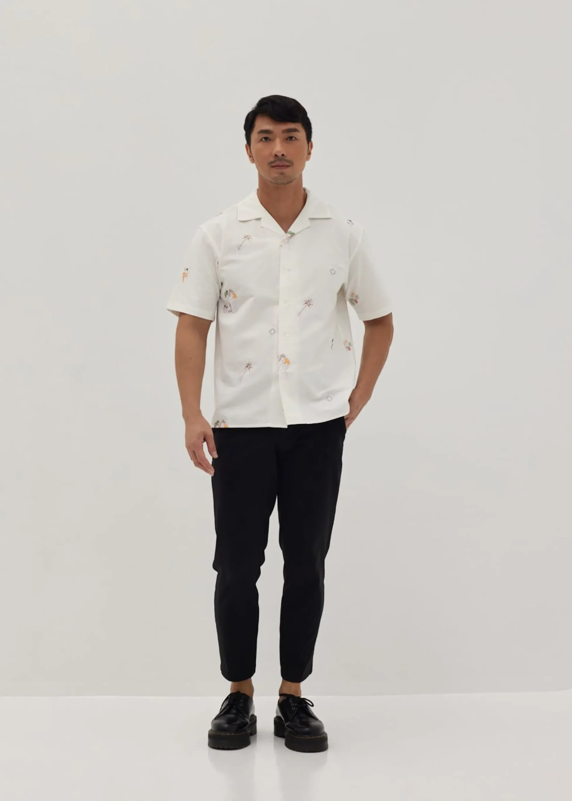 Jaylee Unisex Embroidered Relaxed Shirt in Humble Abode