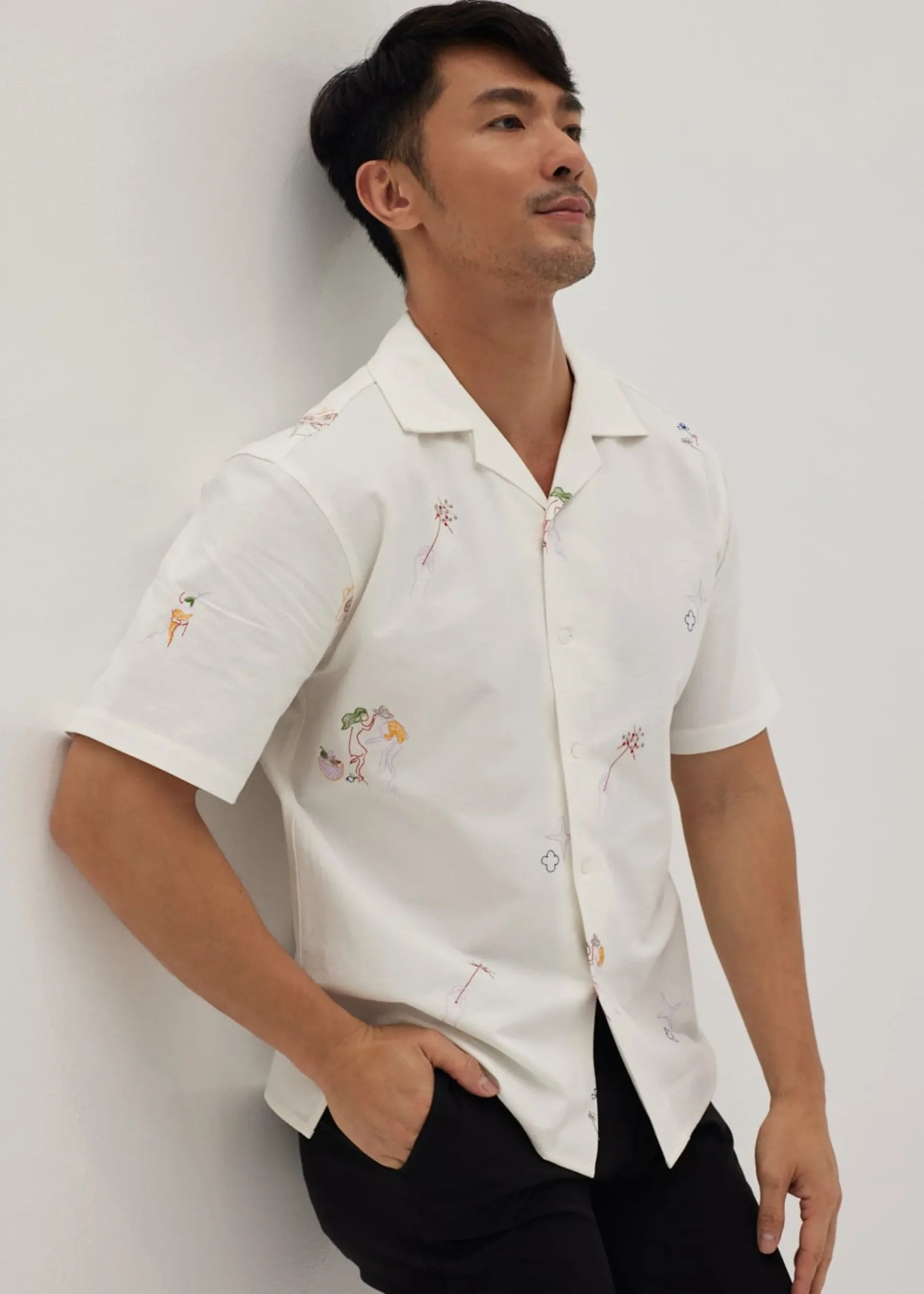 Jaylee Unisex Embroidered Relaxed Shirt in Humble Abode