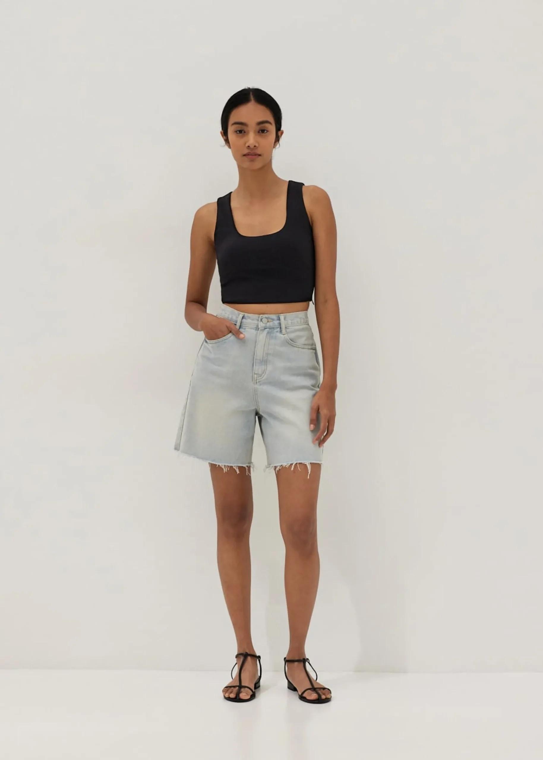 Jolie Contour Crop Tank