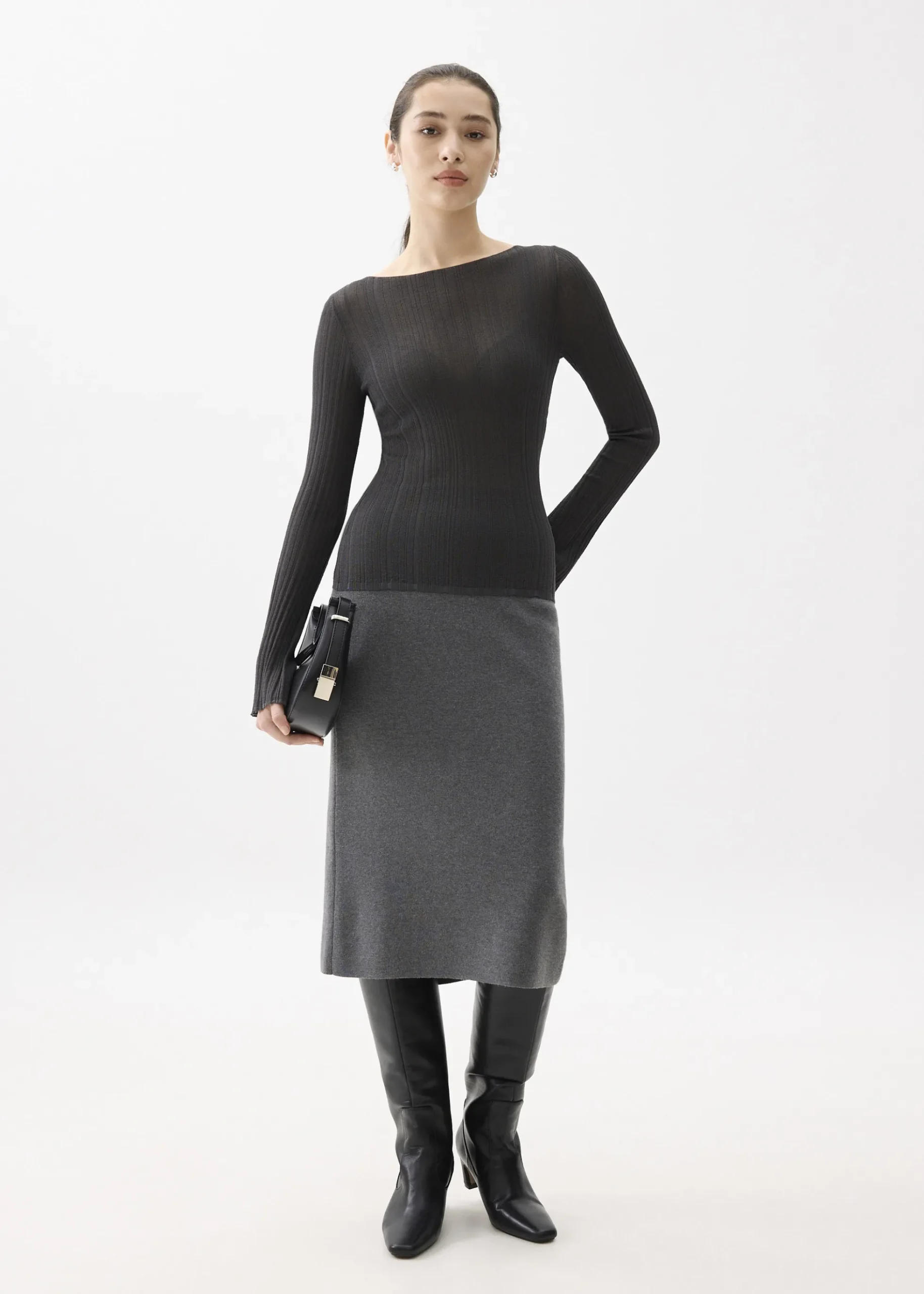 Knit Fitted Flare Sleeve Top