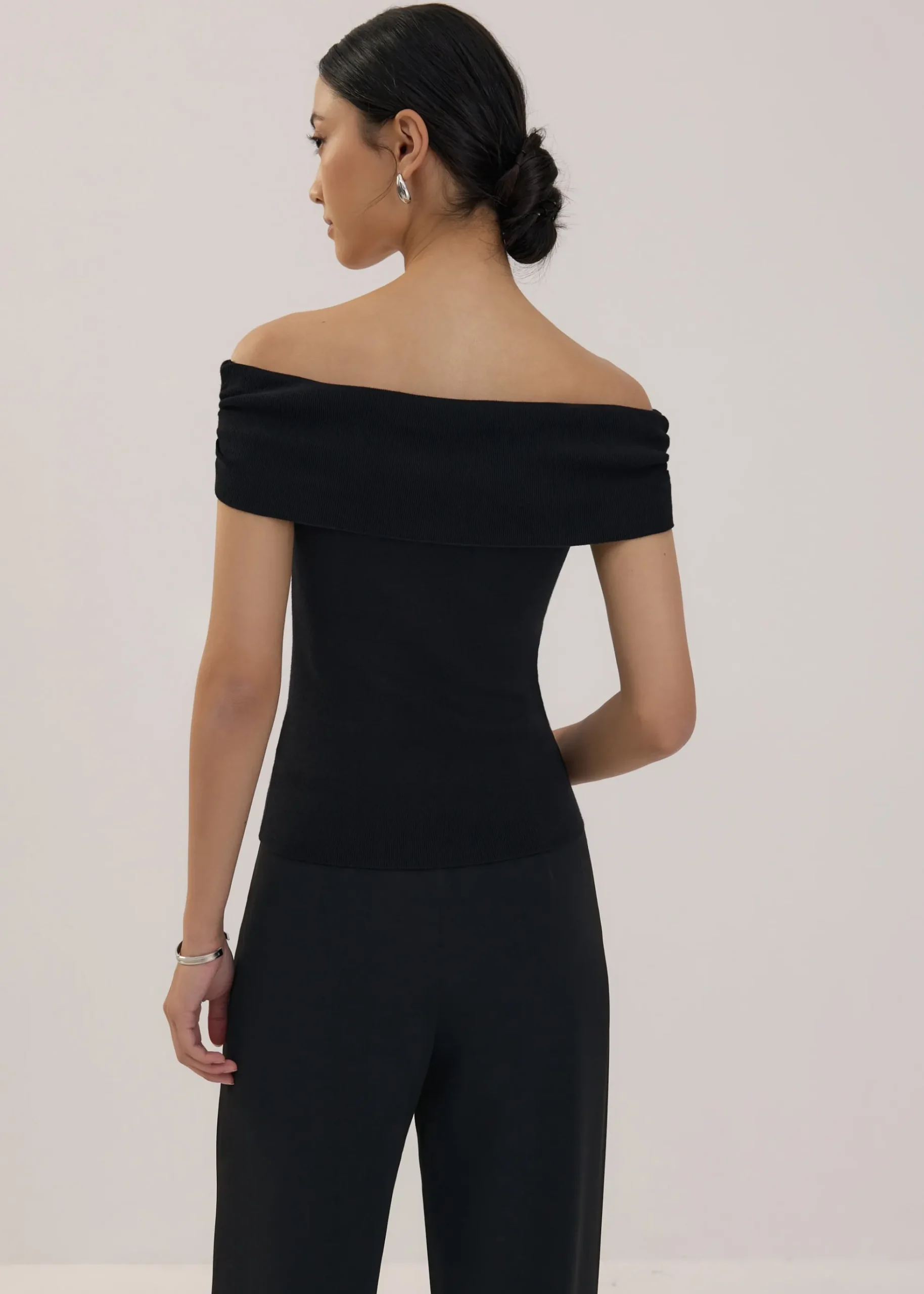 Knit Fitted Off Shoulder Top
