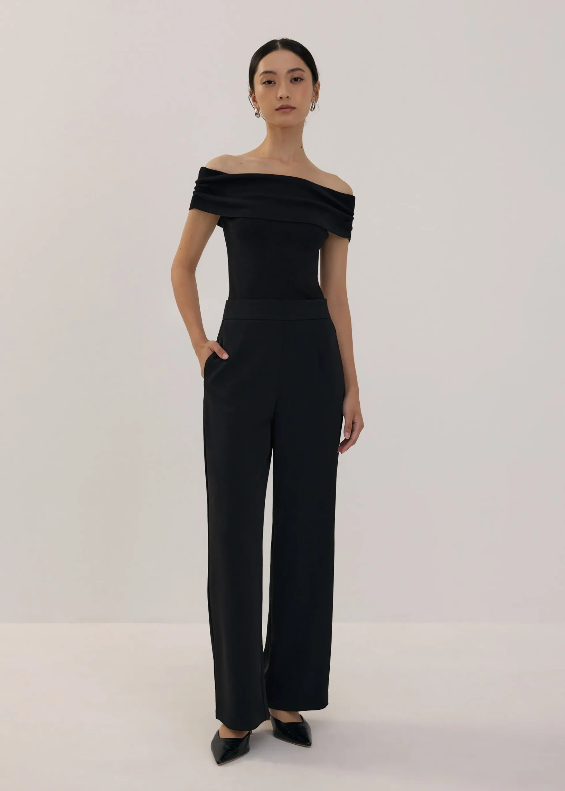 Knit Fitted Off Shoulder Top