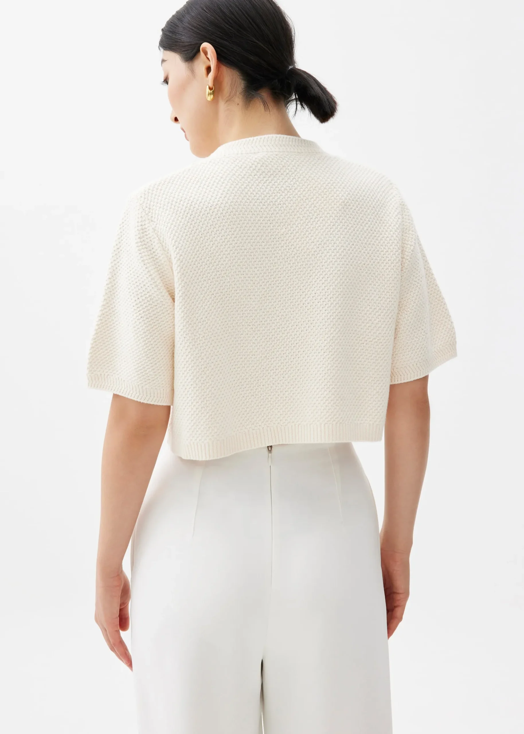 Knit Round Neck Crop Blouse