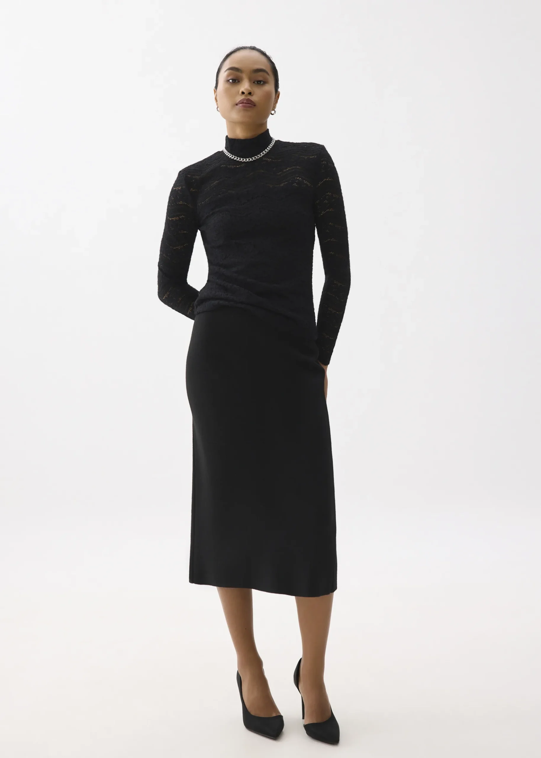 Lace Fitted Turtle Neck Top