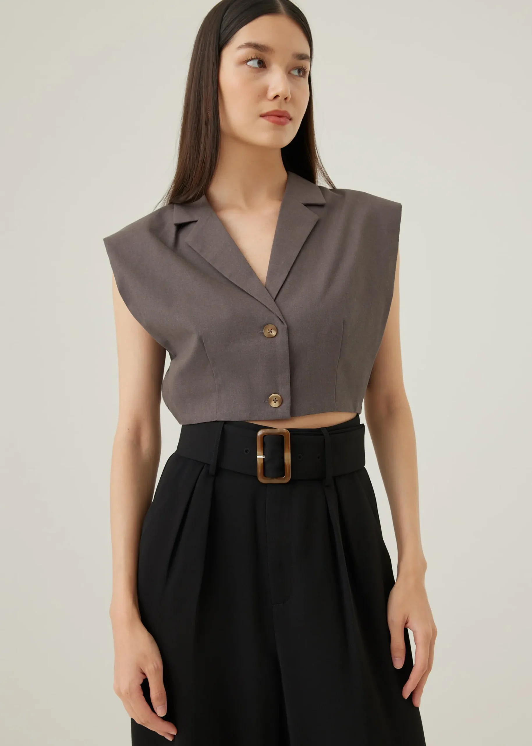 Larsie Tailored Linen Cropped Shirt