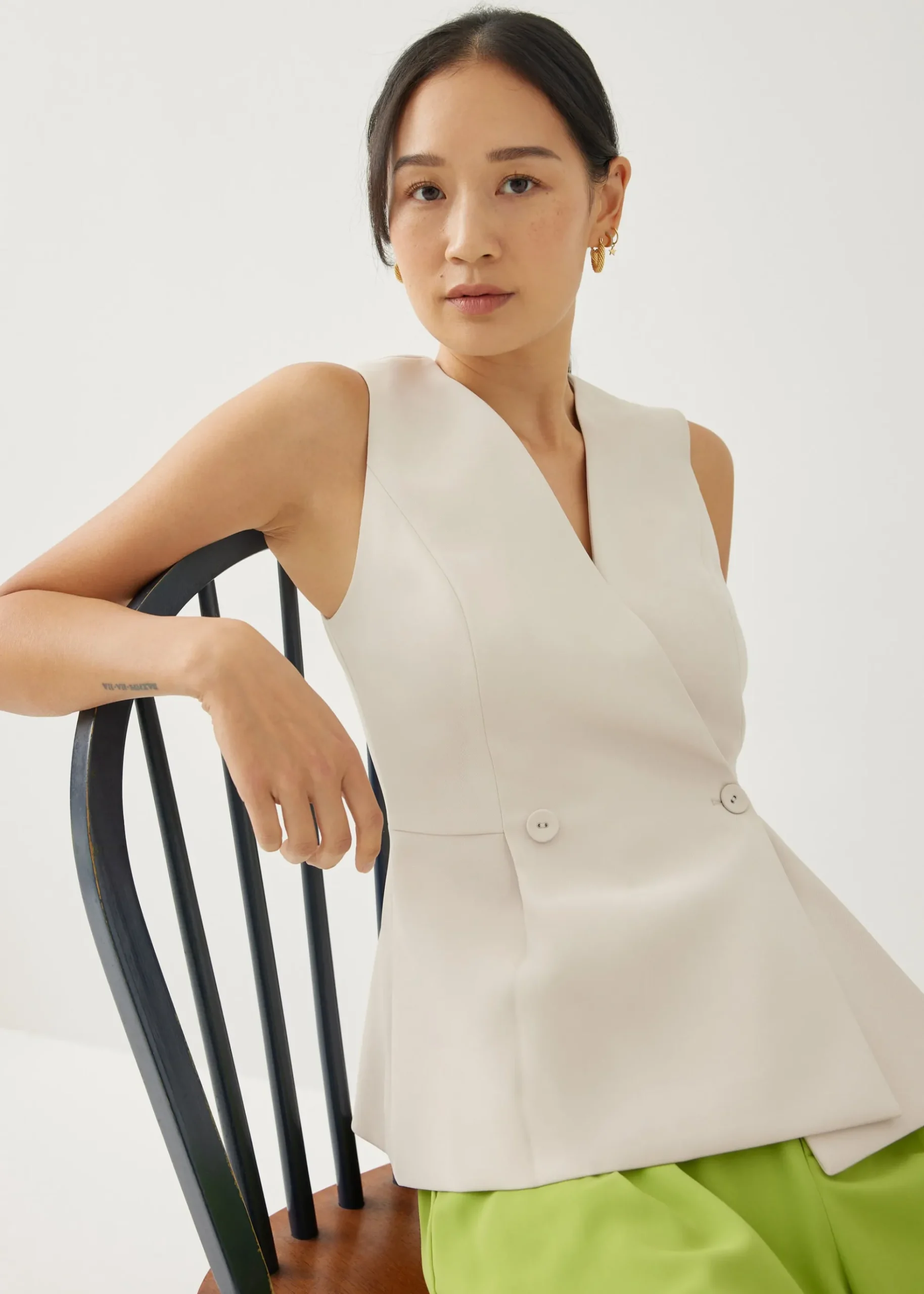 Lassie V-neck Peplum Wrap Top