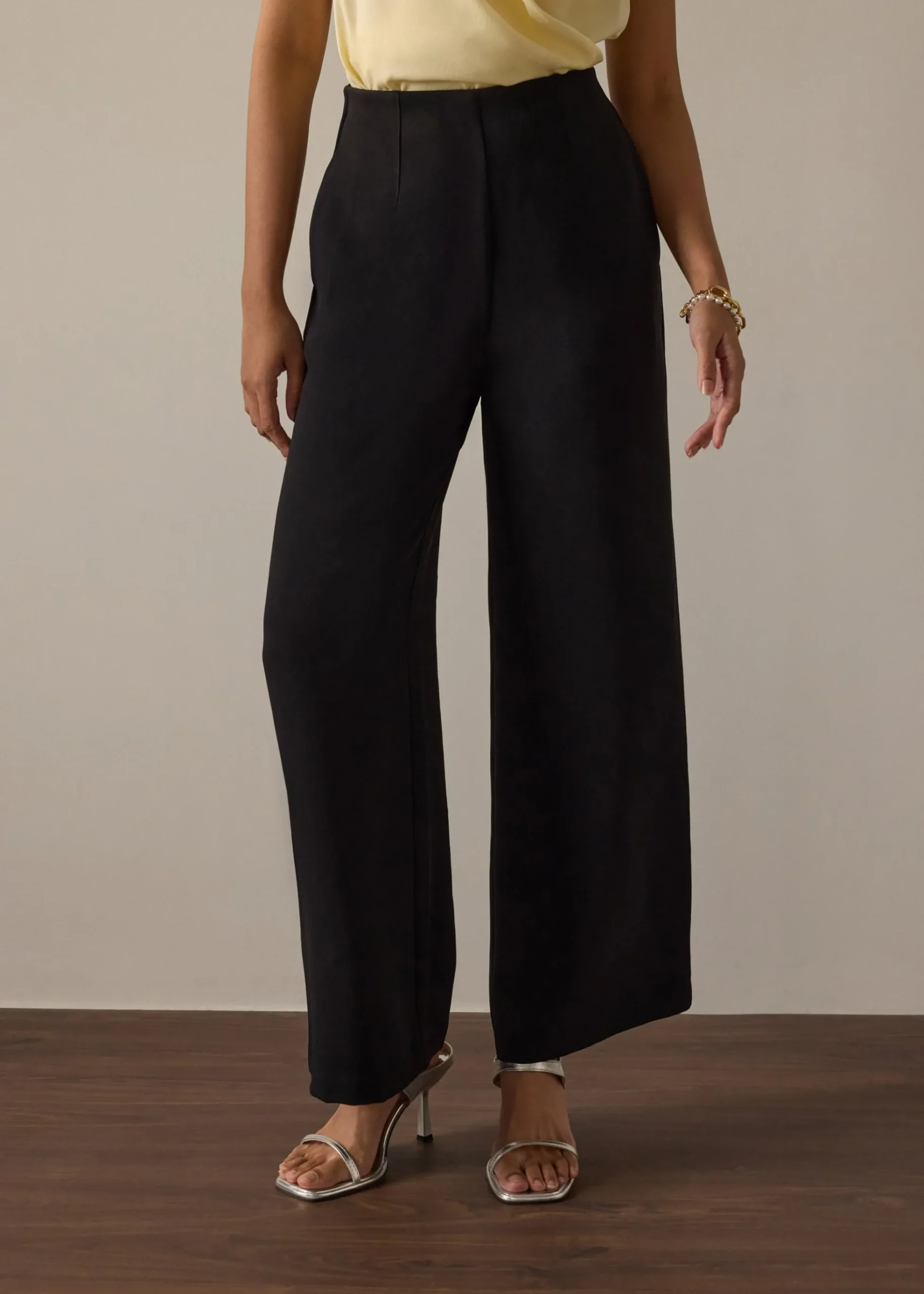 Leggy™ Chloe Wide Leg Pants