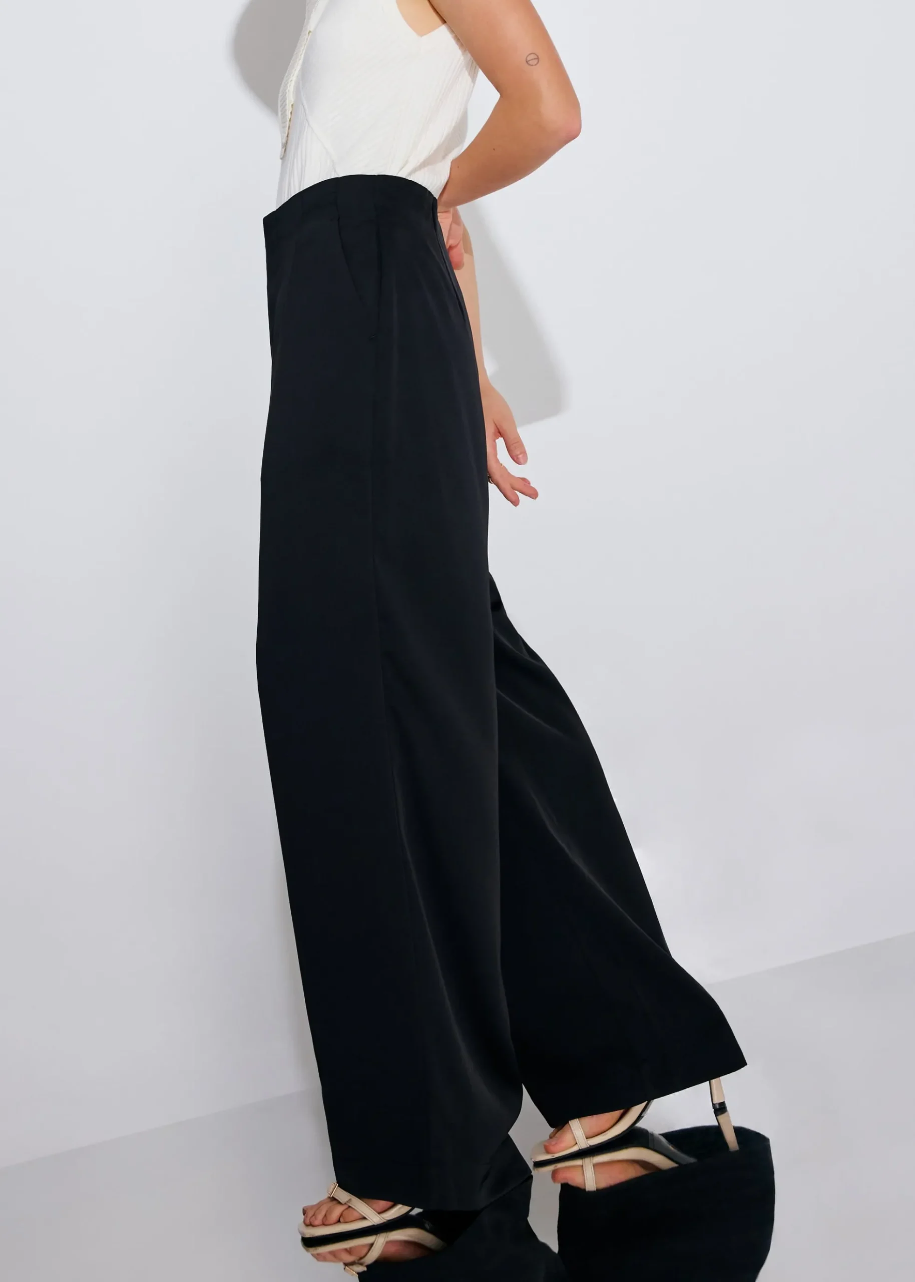 Leggy™ Seva Satin Straight Leg Pants