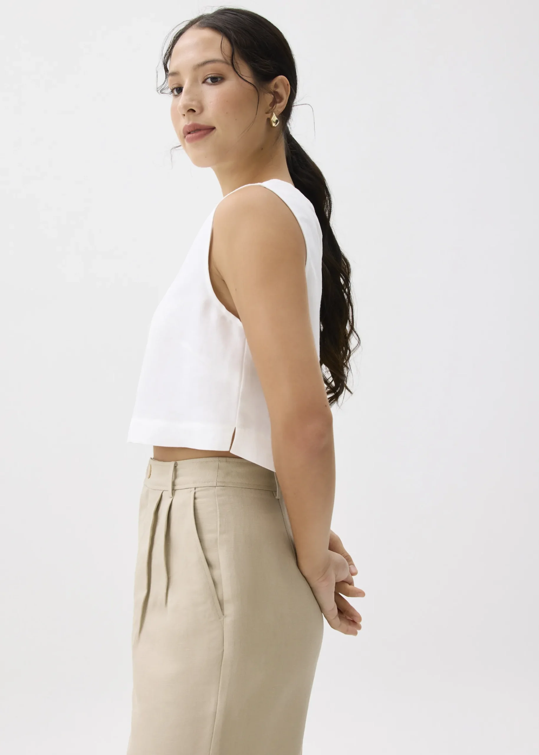 Liana Linen Crop Shell Top