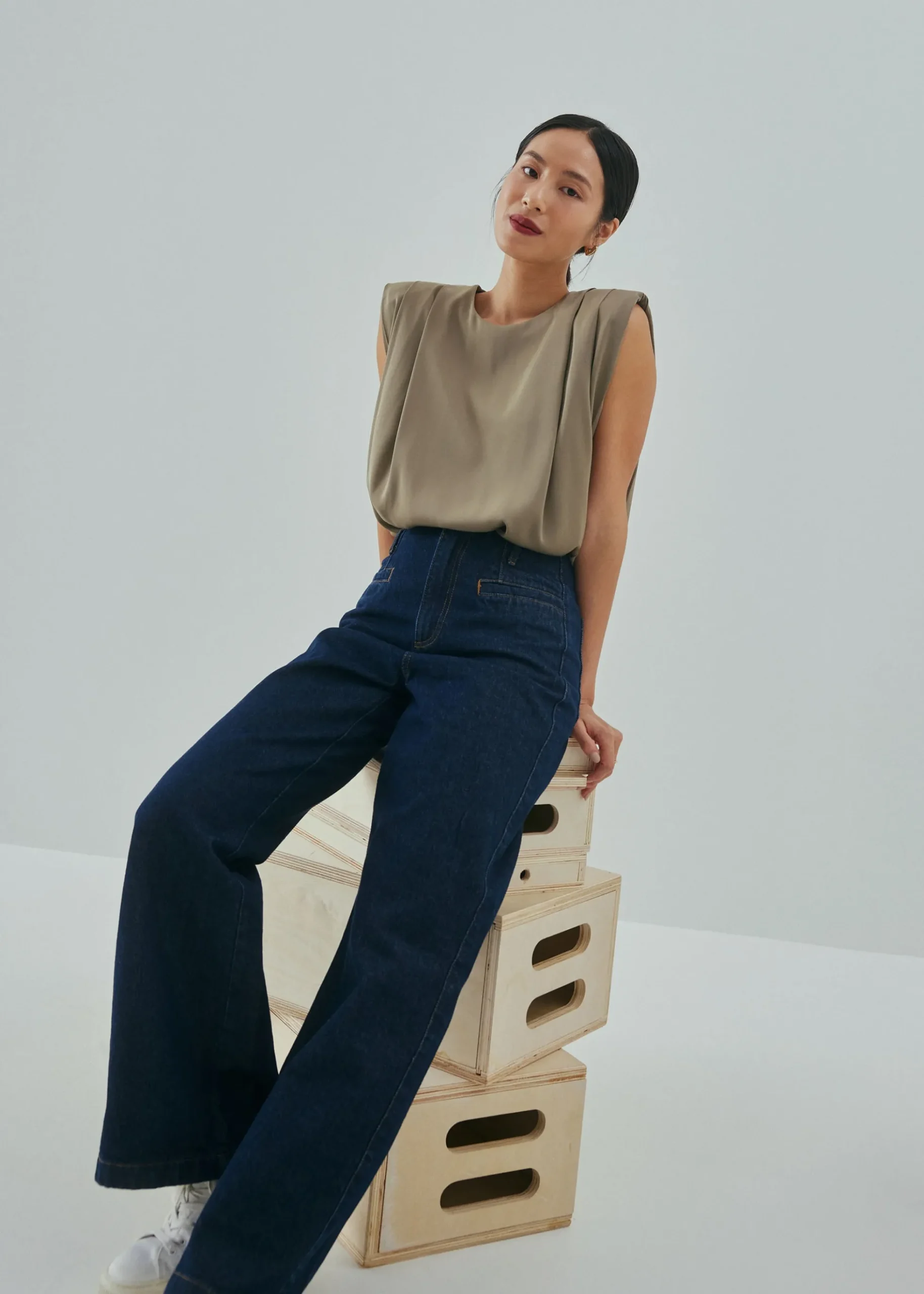 Lianne Shoulder Padded Pleated Top
